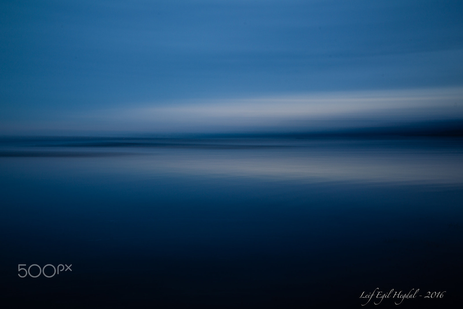 Canon EOS-1D Mark IV sample photo. Blue photography