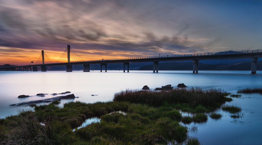 Sony a7R + Minolta AF 17-35mm F2.8-4 (D) sample photo. Noia bridge photography