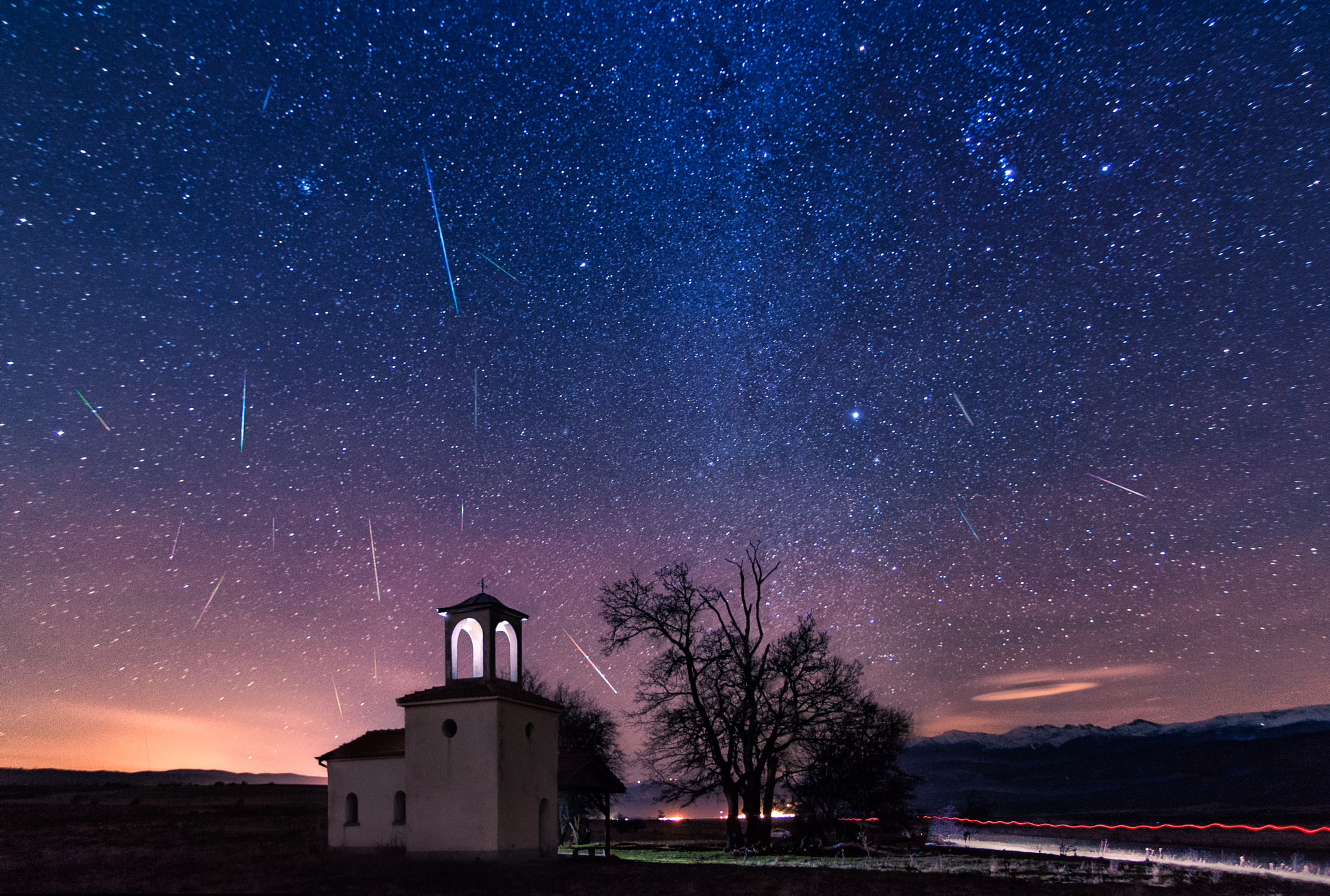 Canon EOS 500D (EOS Rebel T1i / EOS Kiss X3) + Tokina AT-X Pro 11-16mm F2.8 DX sample photo. Geminids 2015 photography