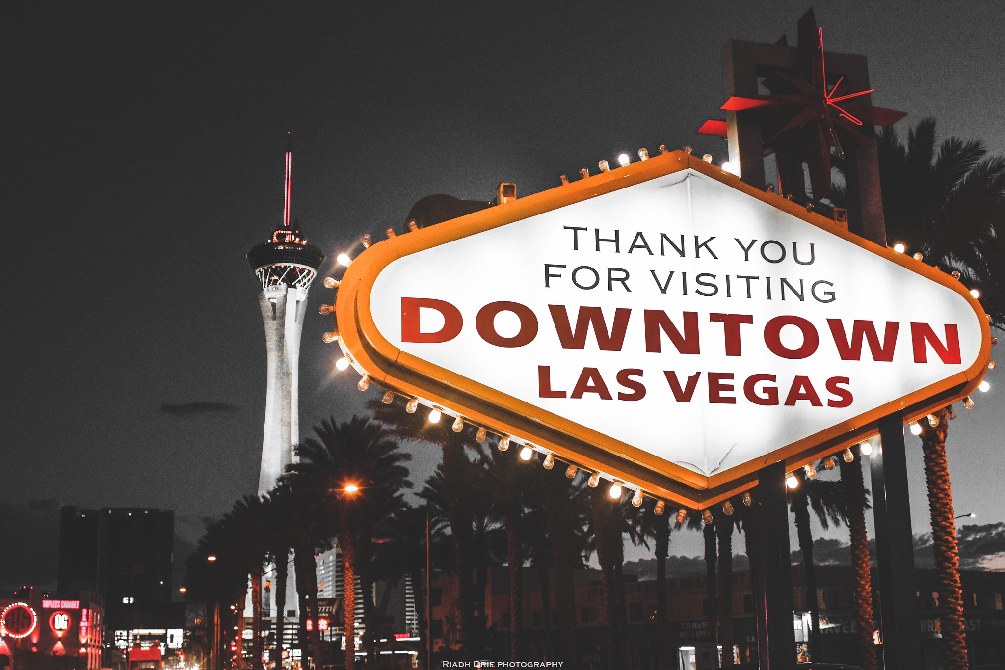 Canon EF 28-90mm f/4-5.6 sample photo. Strip las vegas  photography