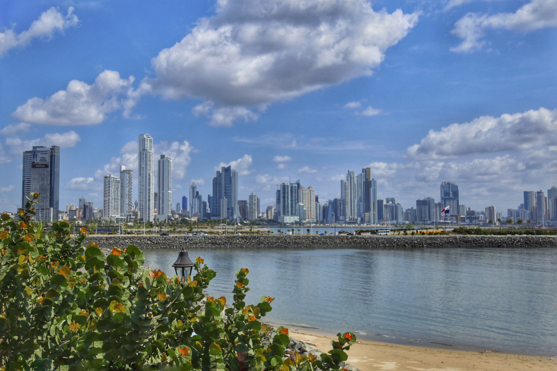 Canon EF 24-105mm F4L IS USM sample photo. Panama city photography
