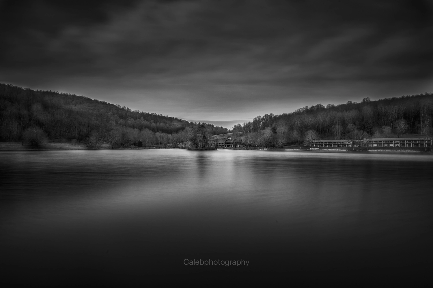 Canon TS-E 24.0mm f/3.5 L II sample photo. Black & white photography