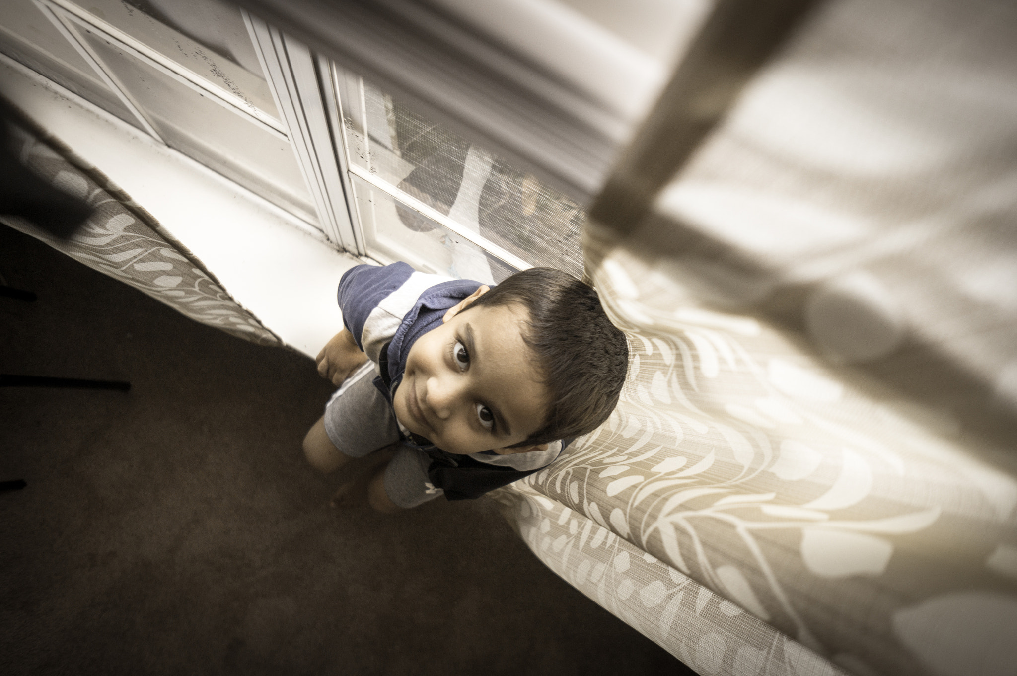 Sony Alpha NEX-6 + Sony E 16mm F2.8 sample photo. Hide & seek photography
