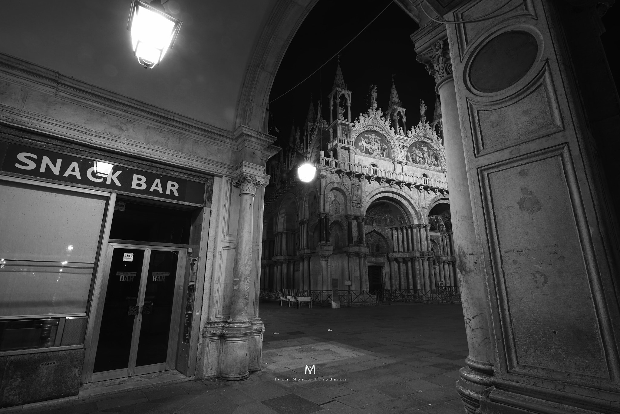 11-24mm F4 G SSM sample photo. Basilica photography