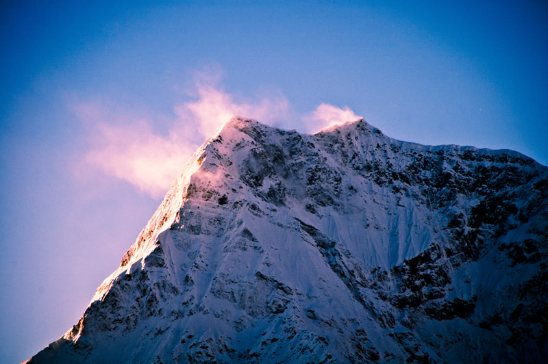 Nikon D70s sample photo. 雪山 photography