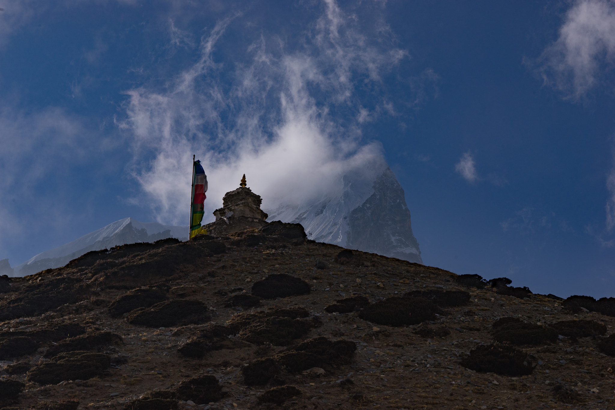 Sony 70-300mm F4.5-5.6 G SSM sample photo. Mountain stupa photography