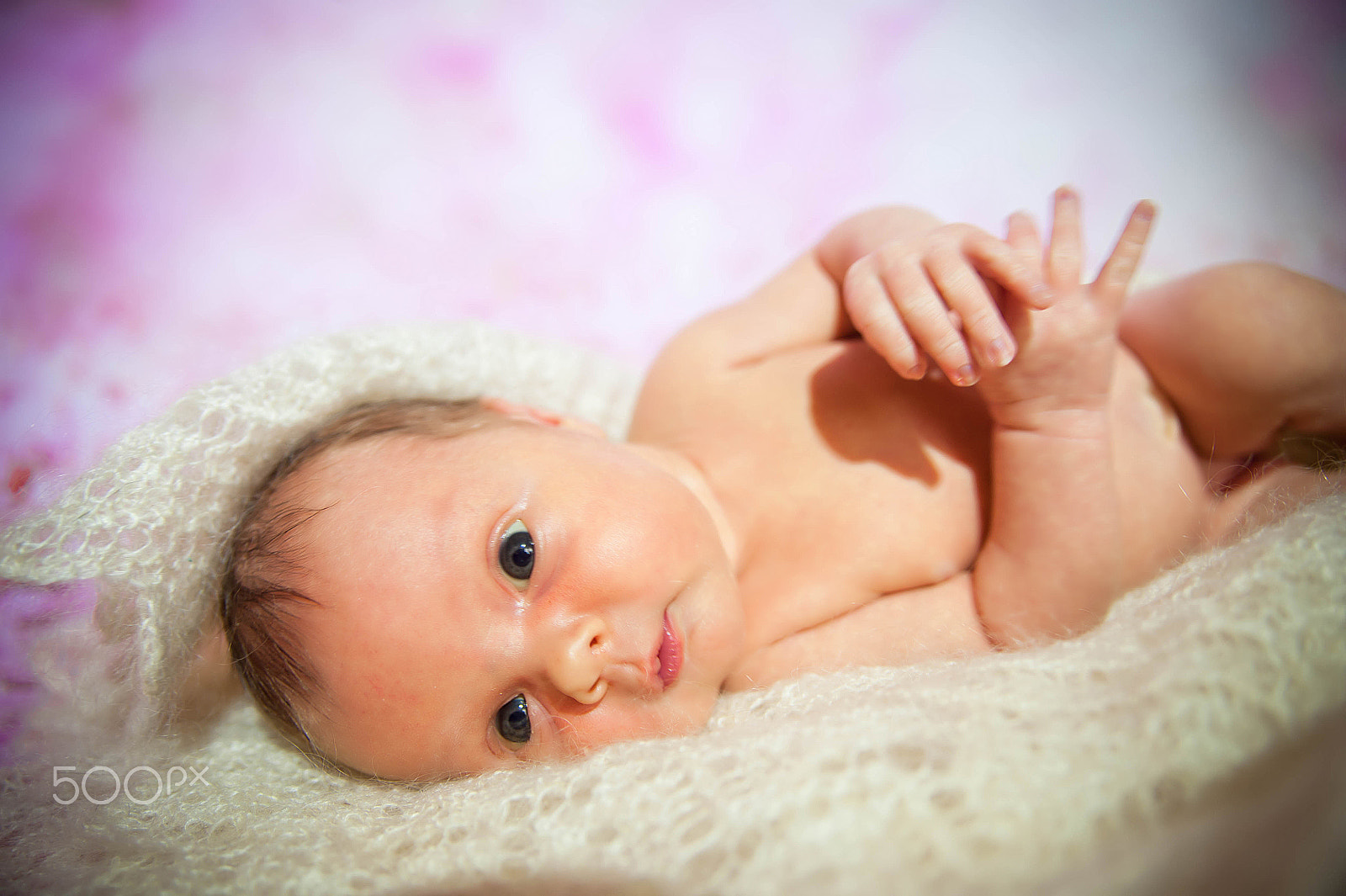 Nikon D700 + Sigma 28-70mm F2.8 EX DG sample photo. Newborn baby feet photography