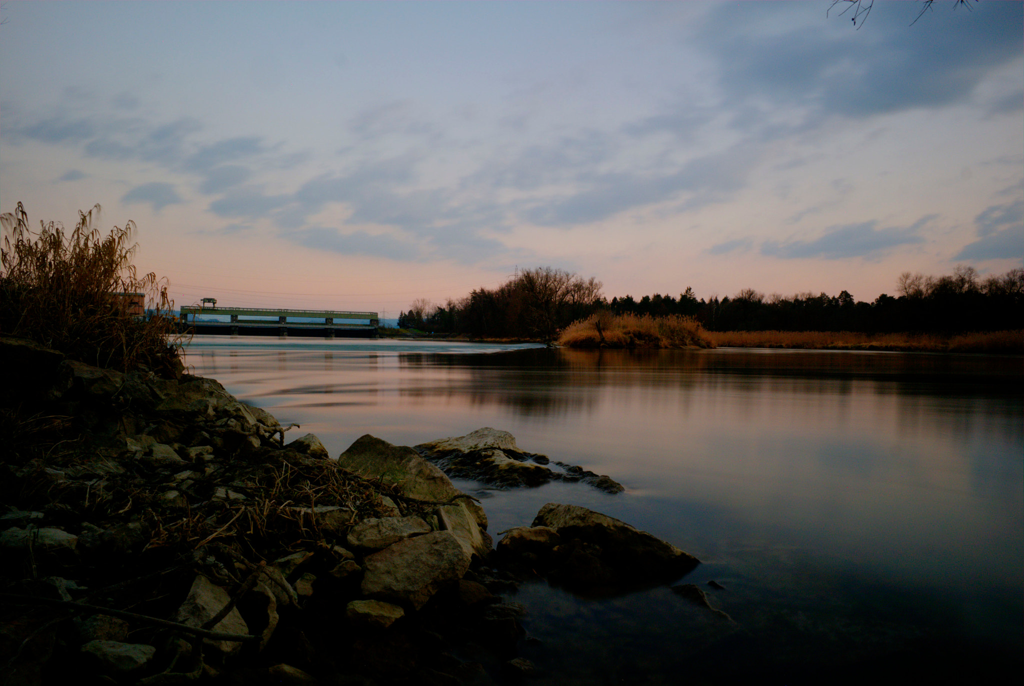 Samsung NX300M + Samsung NX 16mm F2.4 Pancake sample photo. Die aare zwischen dem klingnauer stausee und dem zufluss in den rhein photography