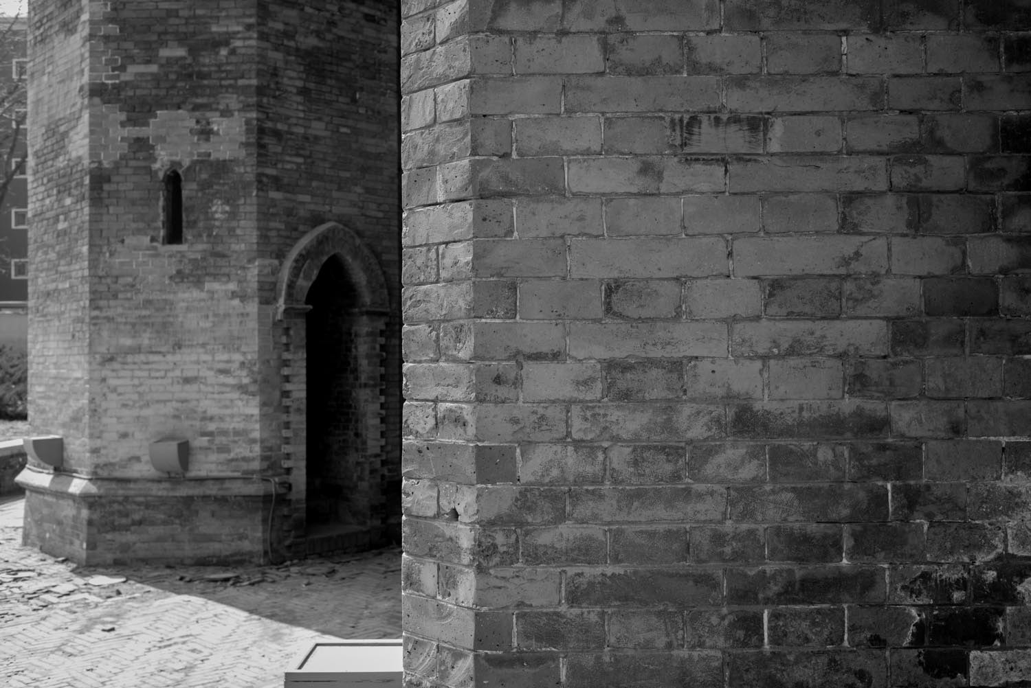 Summicron-M 1:2/35 sample photo. The church-4 photography