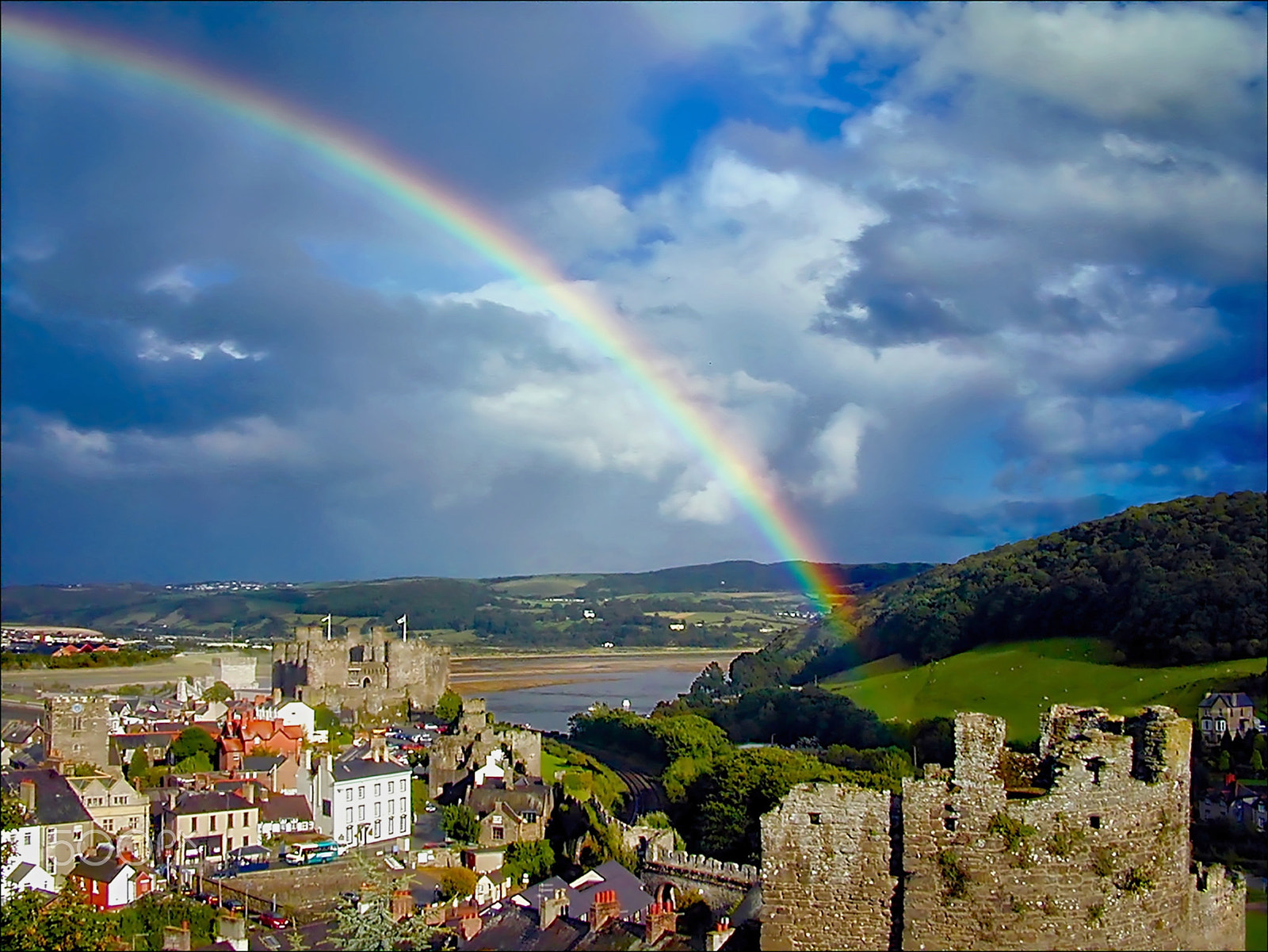 Nikon E950 sample photo. Conwy rainbow photography