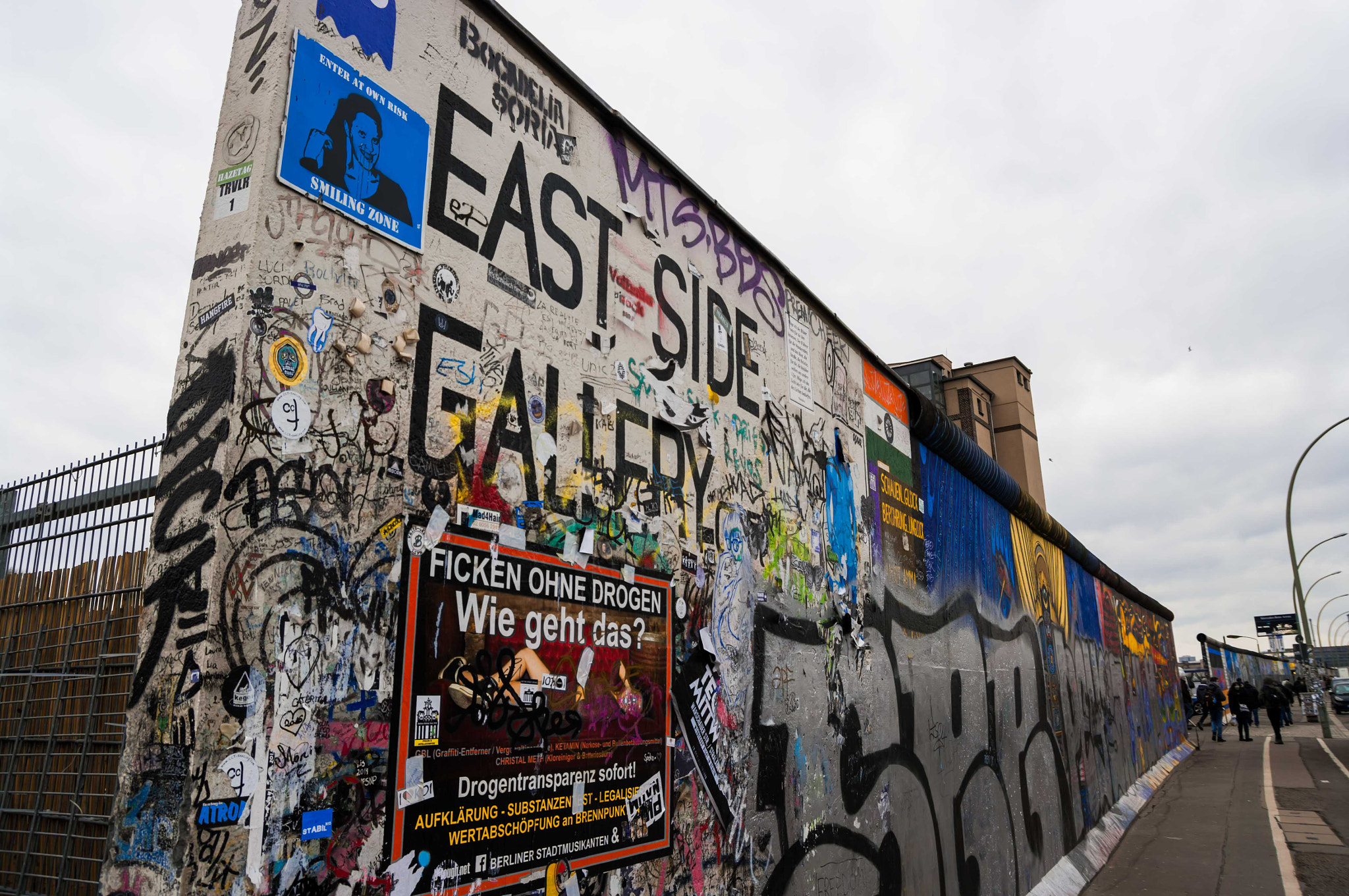Pentax K20D sample photo. Berlin mauer photography