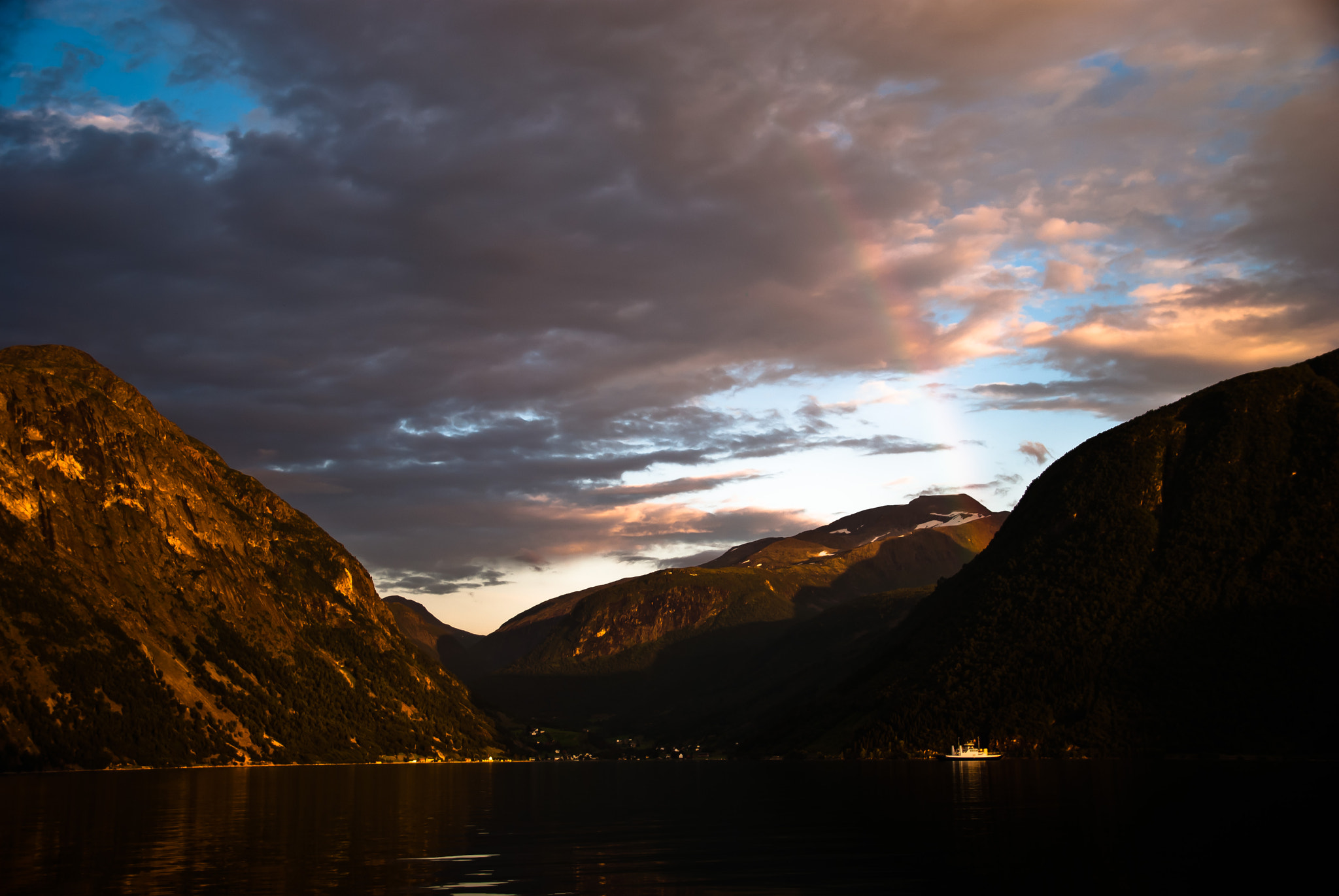 Sigma 18-125mm F3.8-5.6 DC OS HSM sample photo. Sunset photography