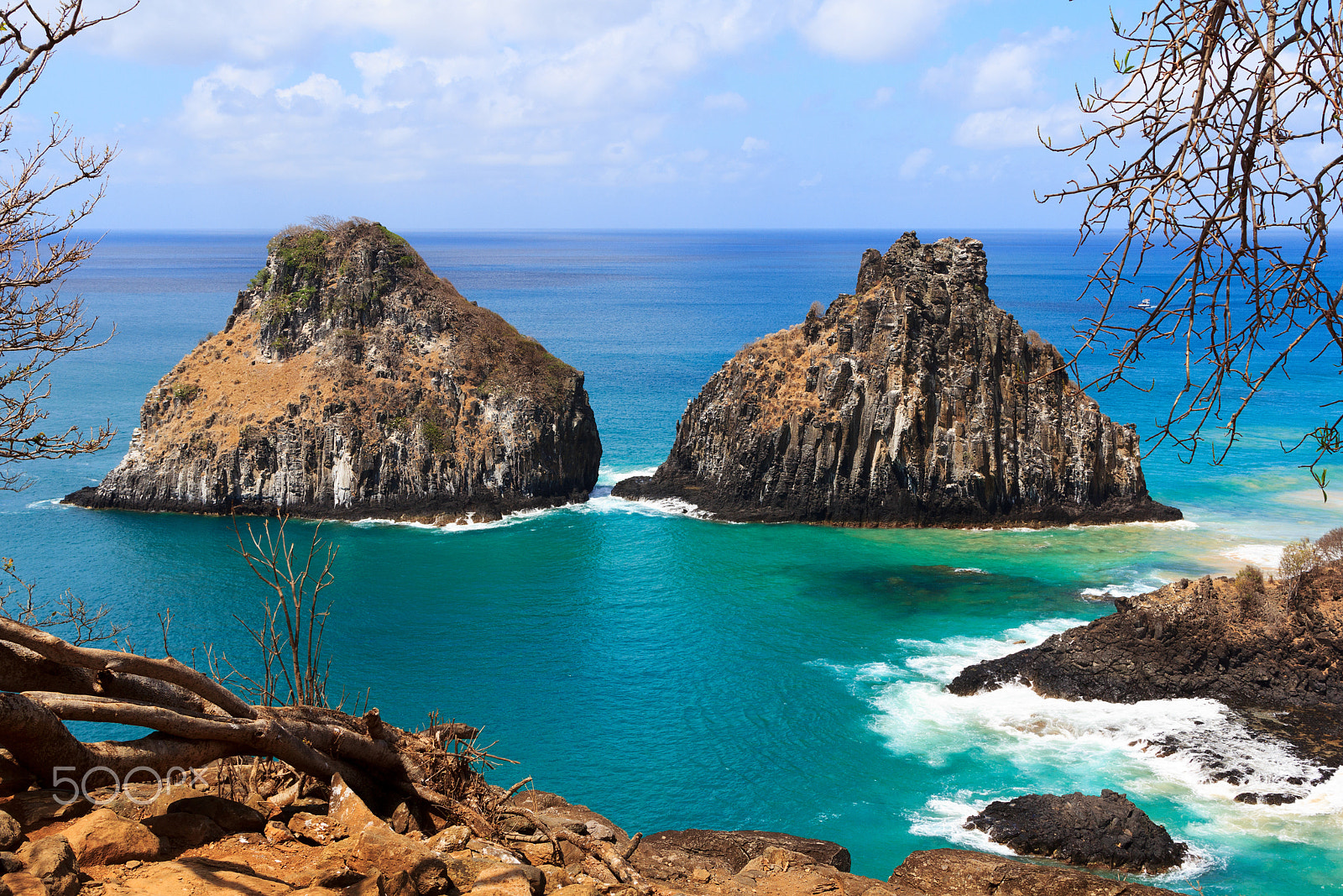 Canon EOS 60D + Canon EF 24mm F1.4L II USM sample photo. Two rocks dois irmaos on island fernando de noronha, brazil photography