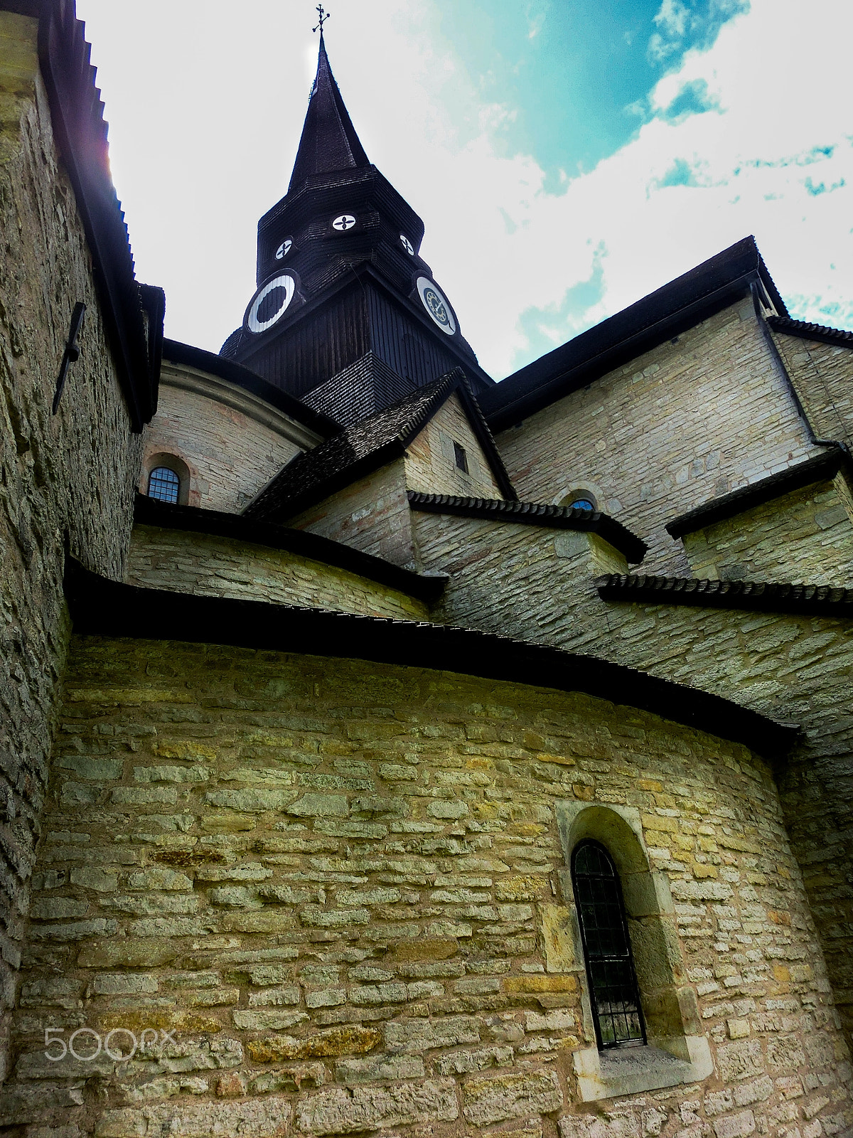 CASIO EX-ZR200 sample photo. Church roof photography