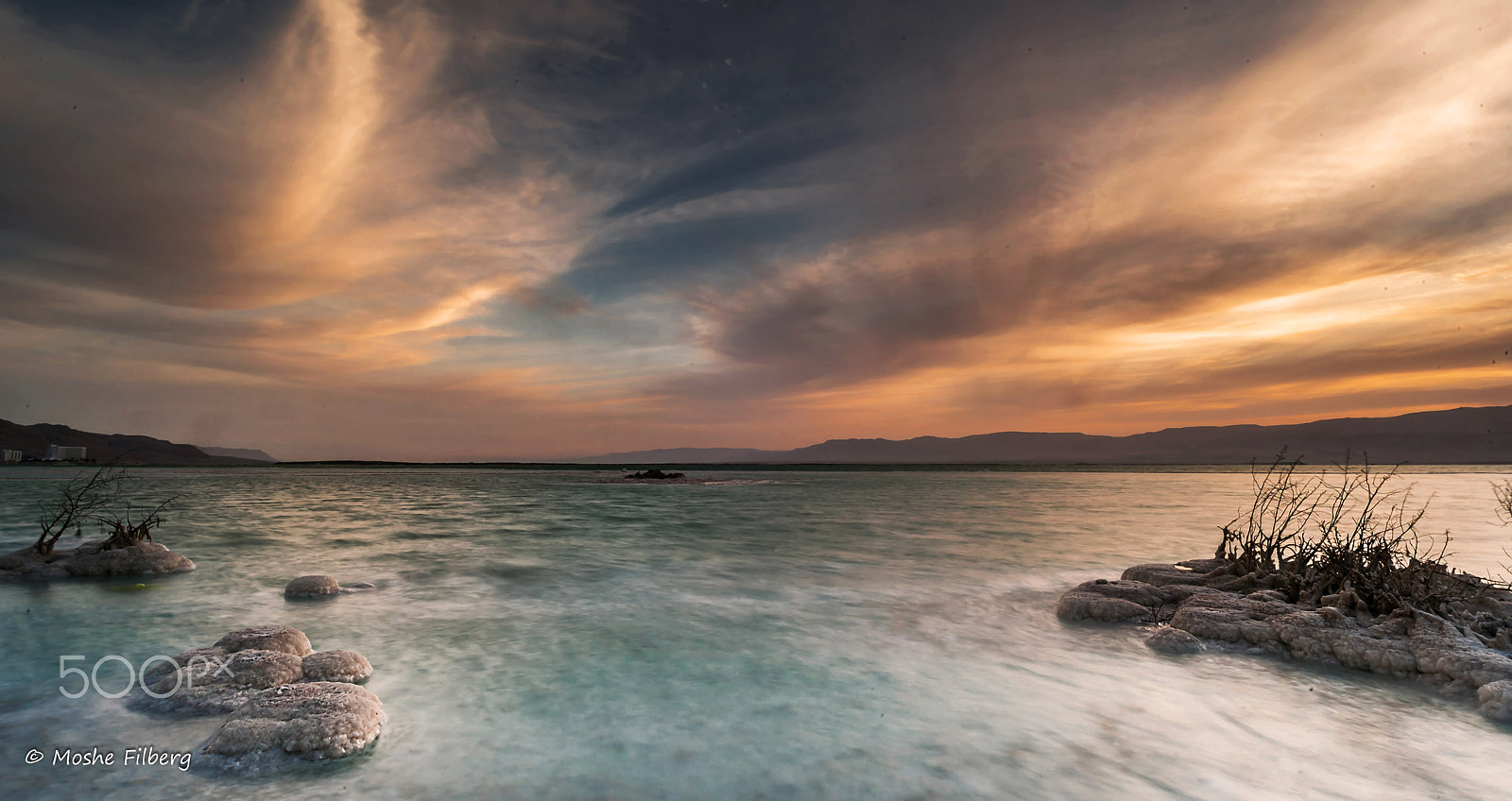 Nikon D810 + Sigma 17-35mm F2.8-4 EX Aspherical sample photo. Berning sky photography