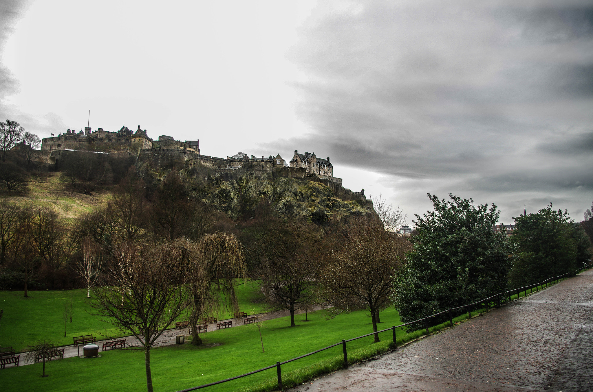 smc PENTAX-DA L 18-55mm F3.5-5.6 sample photo. Edinburgh castle photography