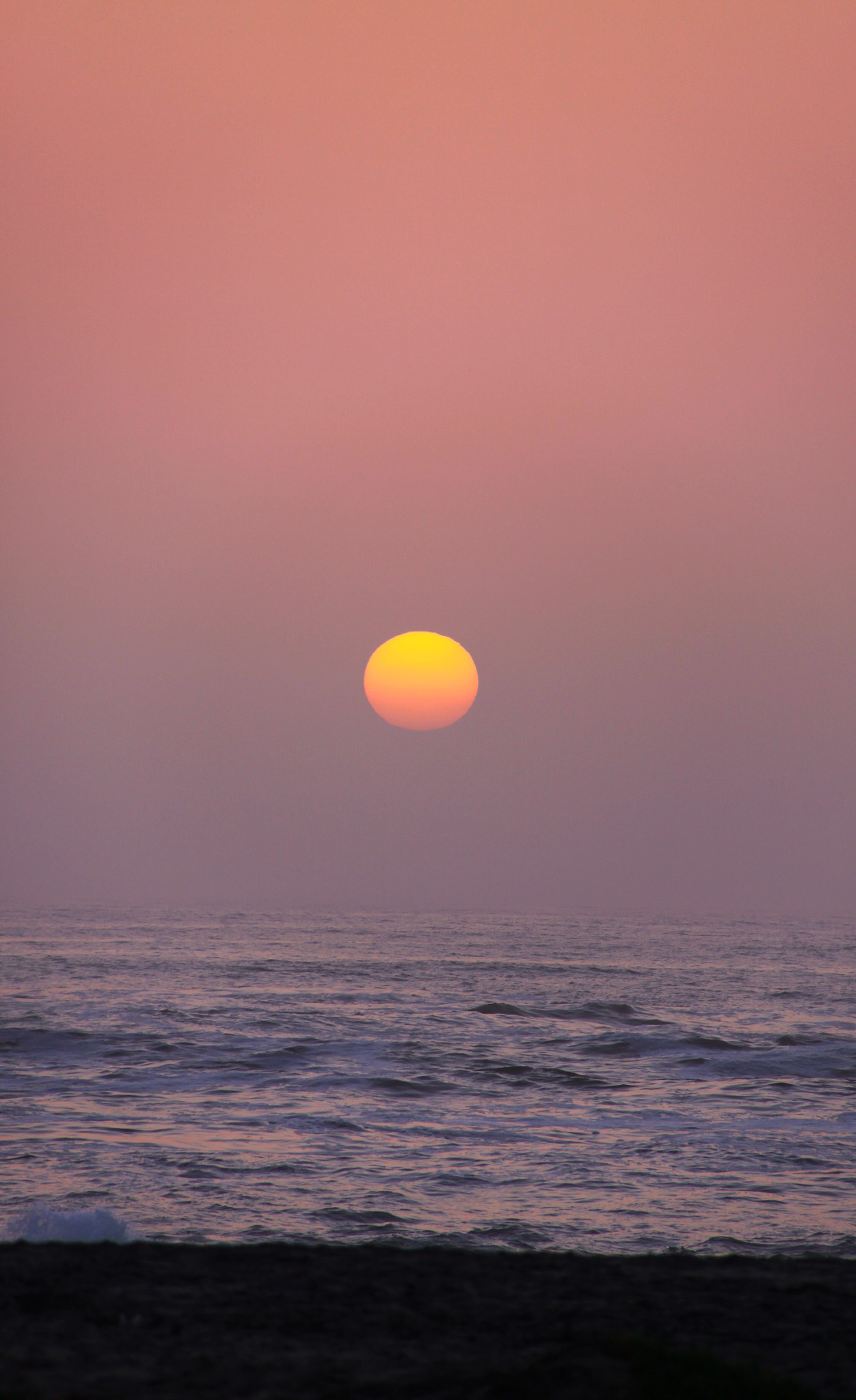 Canon EF-S 18-200mm F3.5-5.6 IS sample photo. Sunset in the sea barcelona photography
