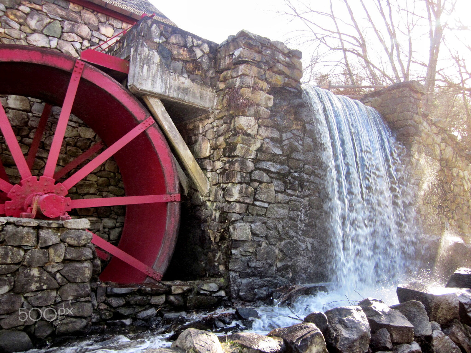 Canon PowerShot SD1300 IS (IXUS 105 / IXY 200F) sample photo. Sunshine hitting waterfall, wayside inn grist mill photography