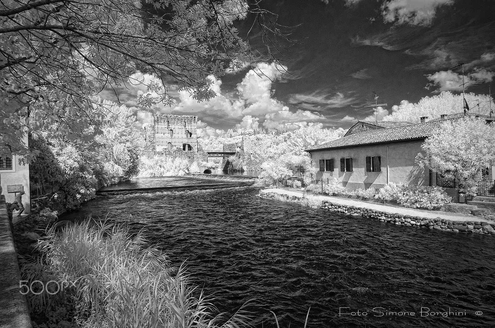 Nikon AF-S Nikkor 14-24mm F2.8G ED sample photo. Borghetto sul mincio photography