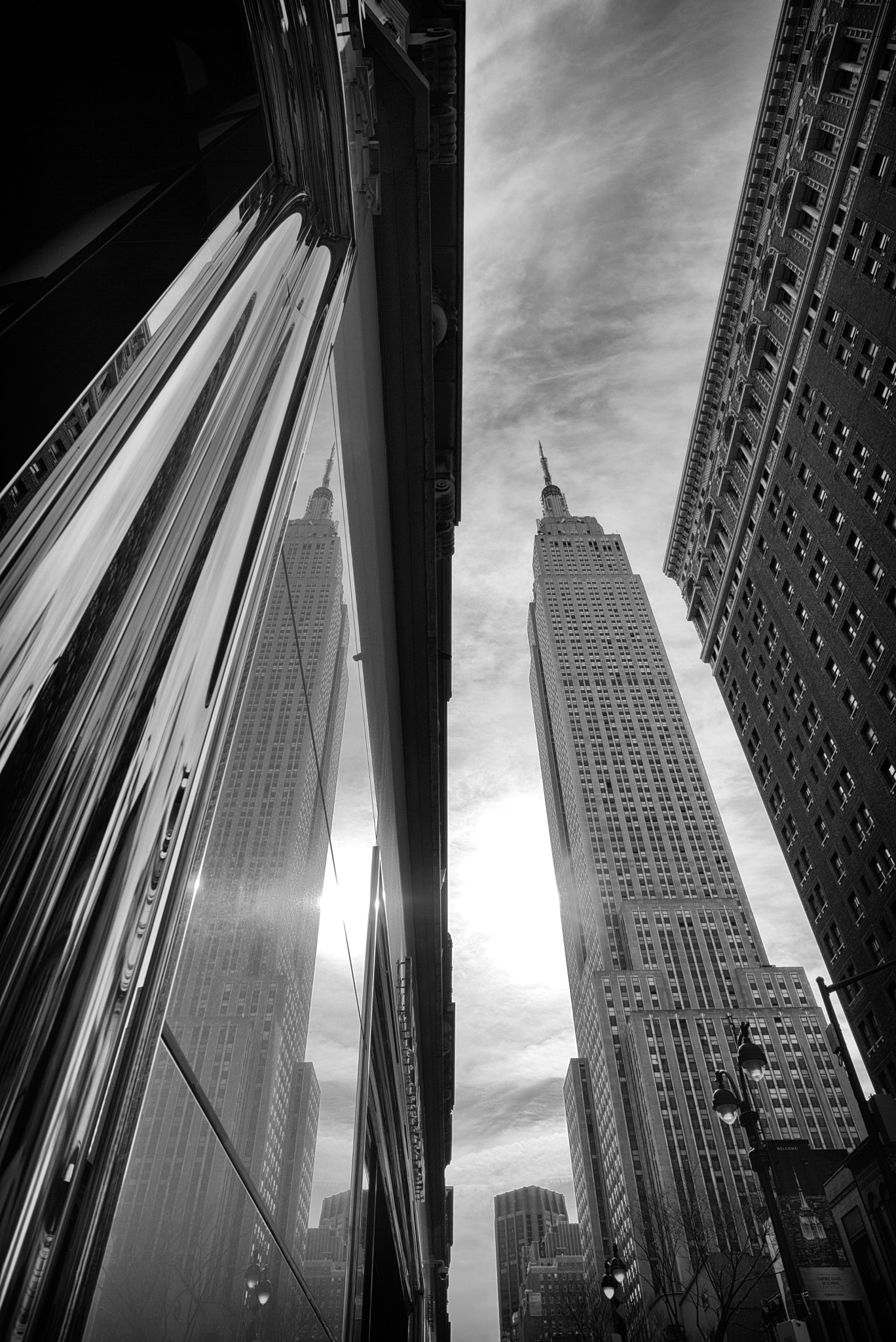 Leica Super-Elmar-M 21mm F3.4 ASPH sample photo. Towers! photography