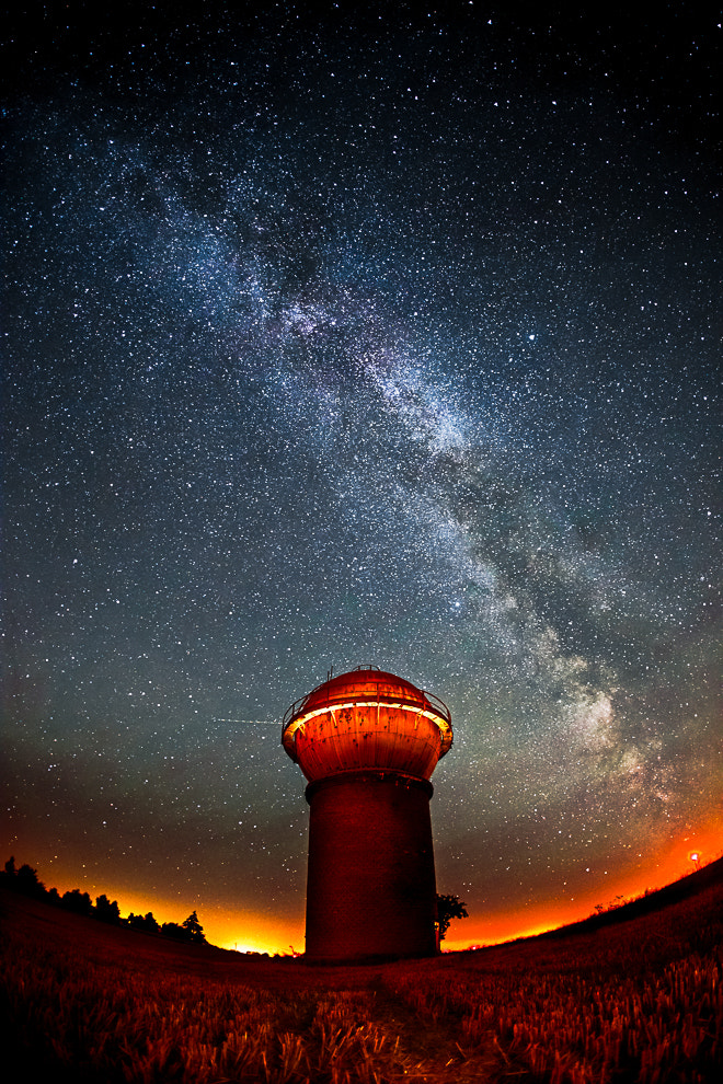 Canon EOS 6D + Canon EF 15mm F2.8 Fisheye sample photo. Space station rusowo photography