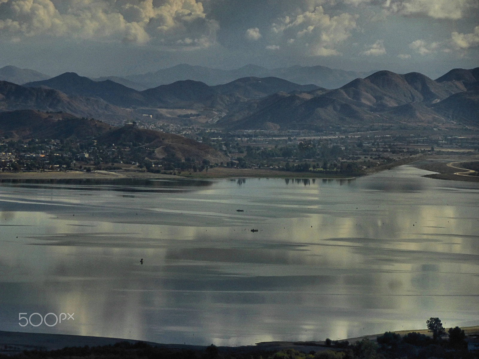 Panasonic Lumix DMC-ZS25 (Lumix DMC-TZ35) sample photo. Storm clouds over lake elsinore photography