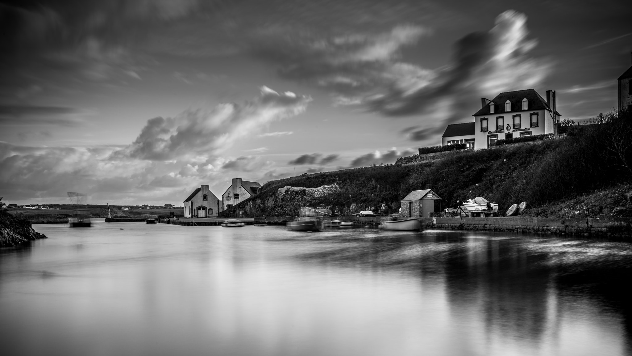 Nikon D800 + AF-S Nikkor 35mm f/1.8G sample photo. Ouessant #6 photography