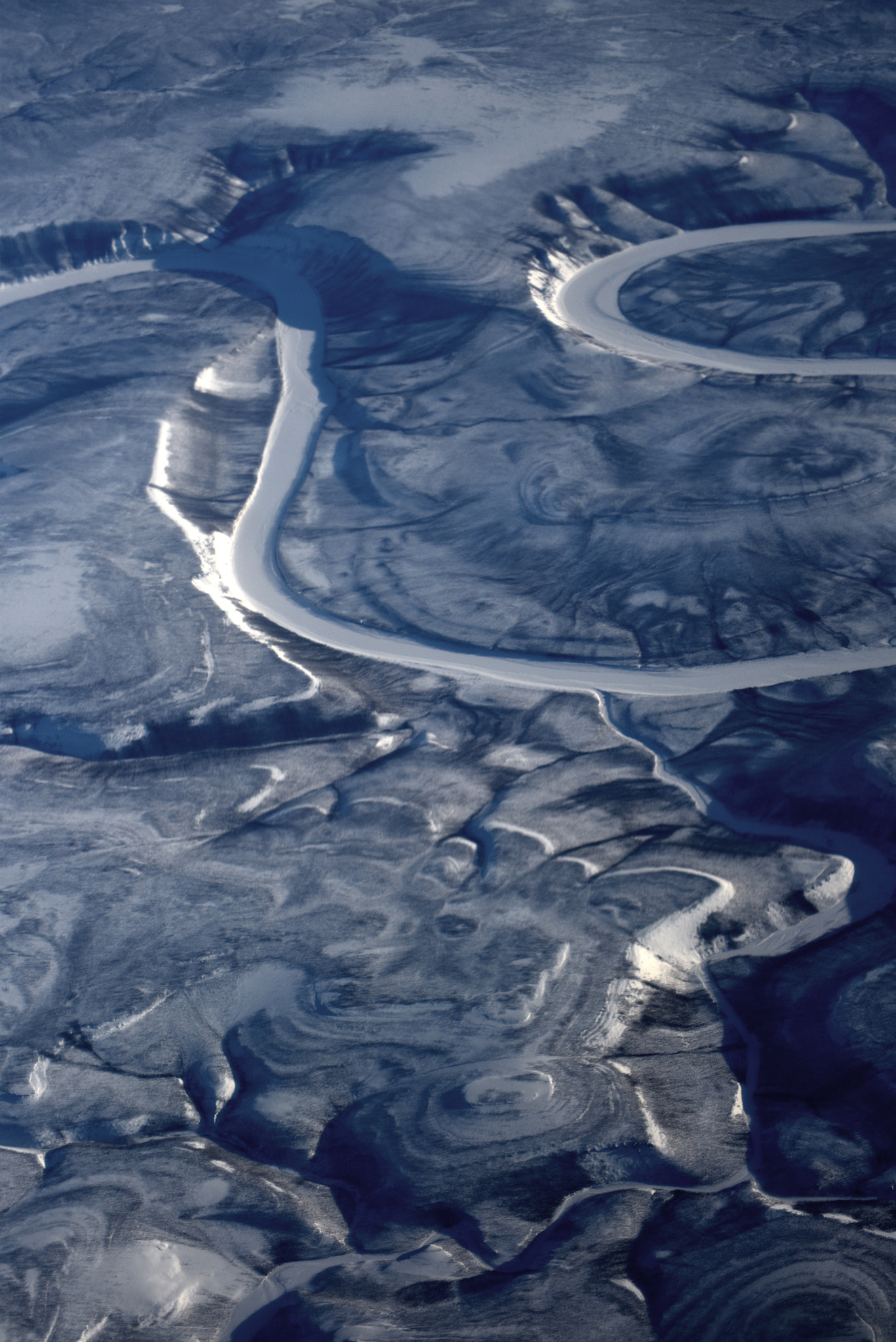 Nikon AF Nikkor 70-300mm F4-5.6G sample photo. View of bolshevik island from a 787 photography