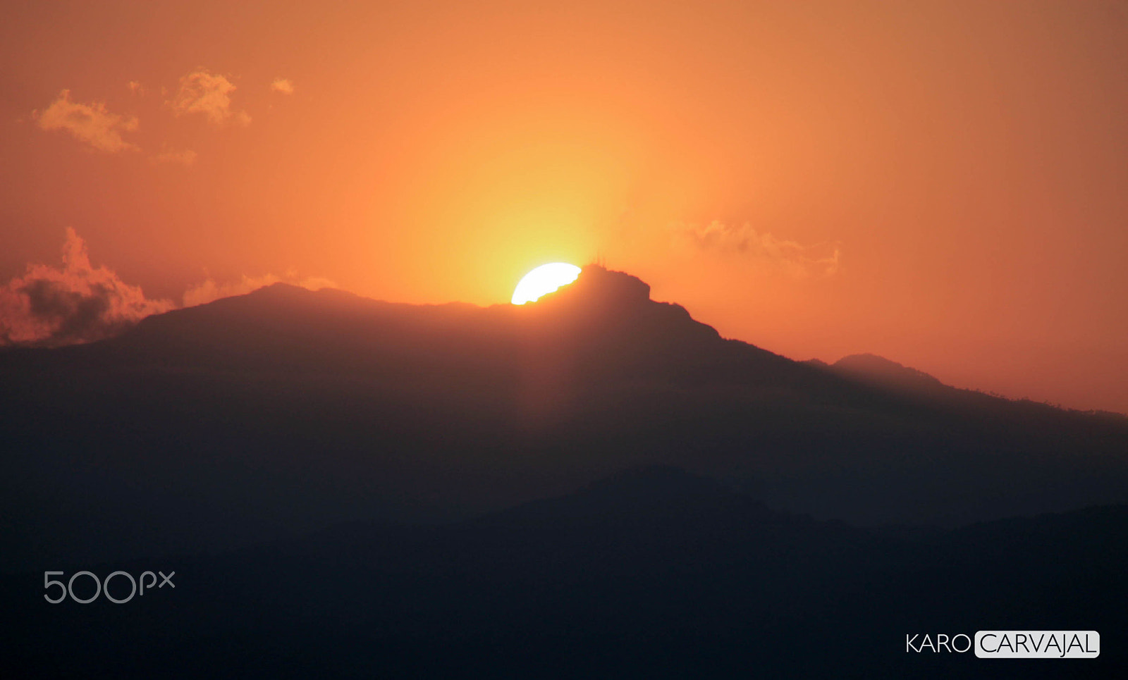 Canon EF-S 18-200mm F3.5-5.6 IS sample photo. Sunset photography