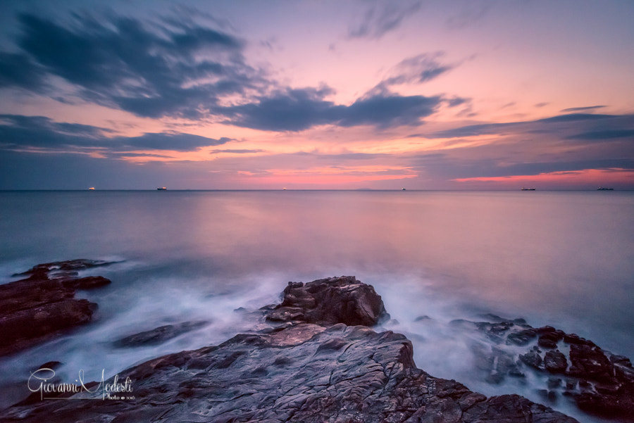 Nikon D810 + Sigma 17-35mm F2.8-4 EX Aspherical sample photo. Calafuria sunset photography