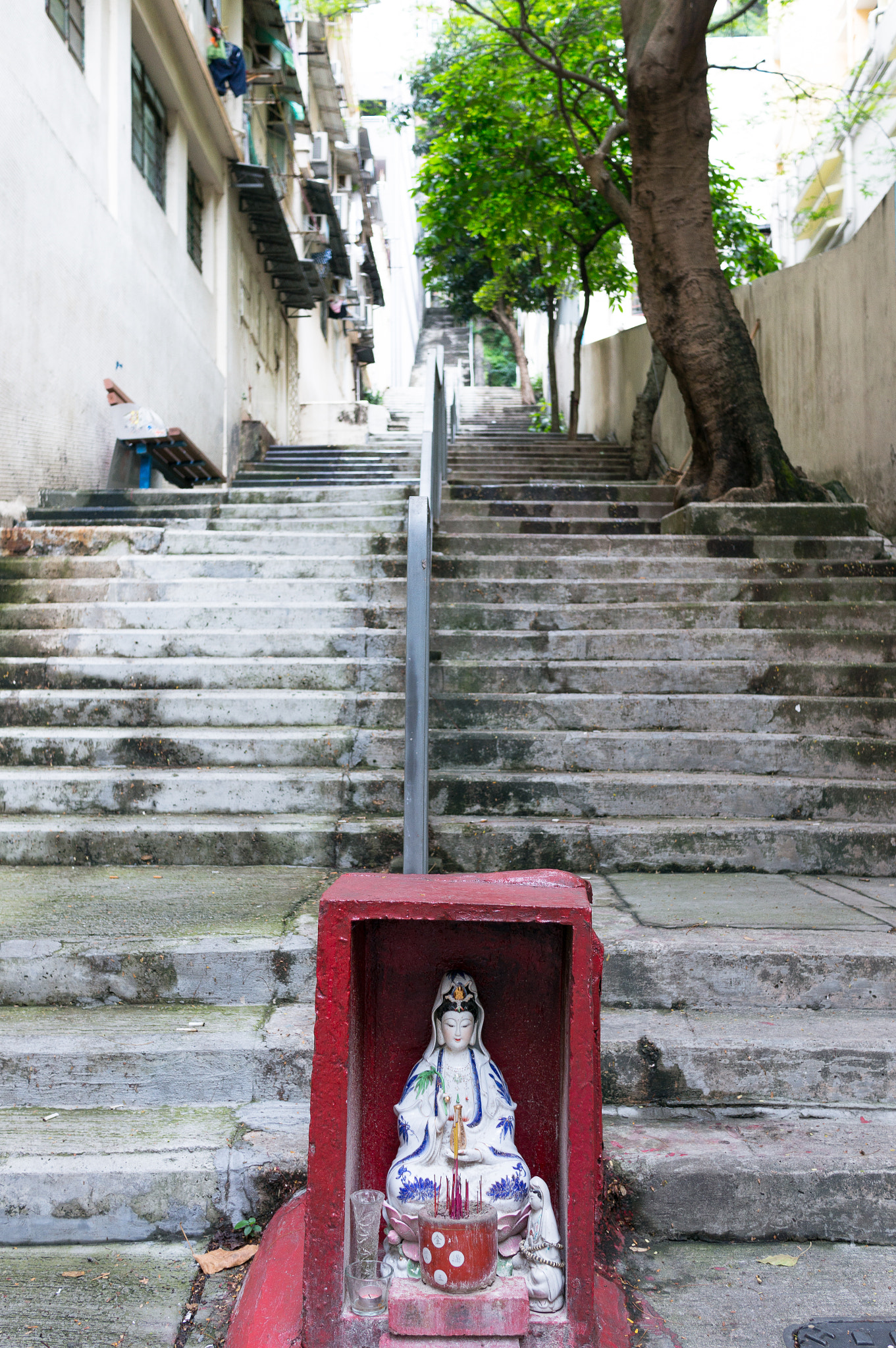 Sony Alpha NEX-6 + Sony Sonnar T* E 24mm F1.8 ZA sample photo. Travel in hong kong photography