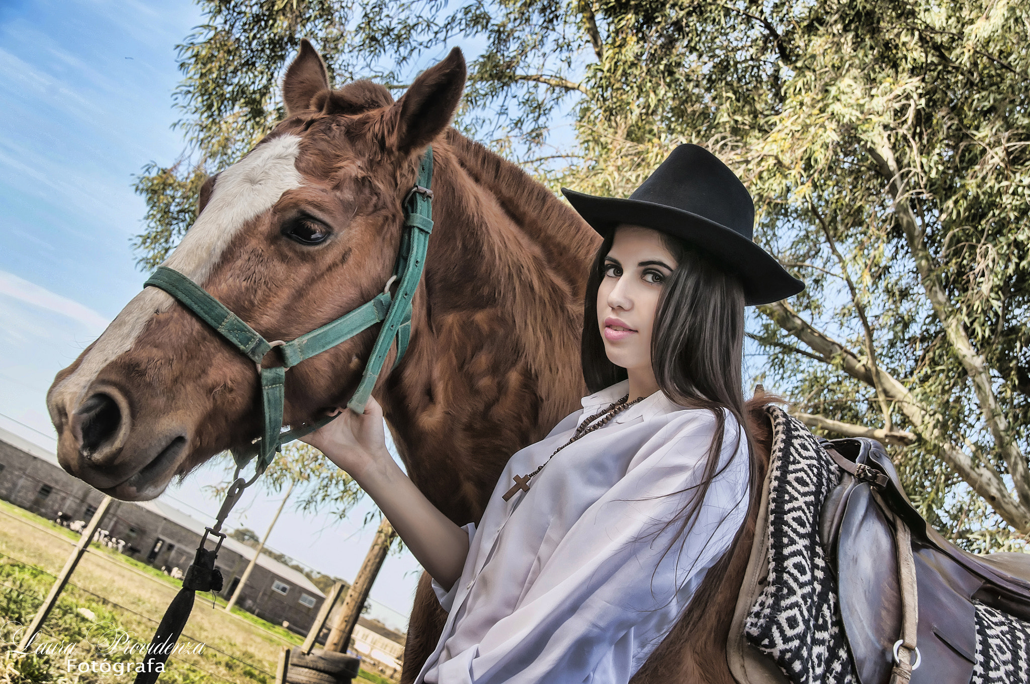 Sigma 18-250mm F3.5-6.3 DC Macro OS HSM sample photo. Book 15 años giuliana photography