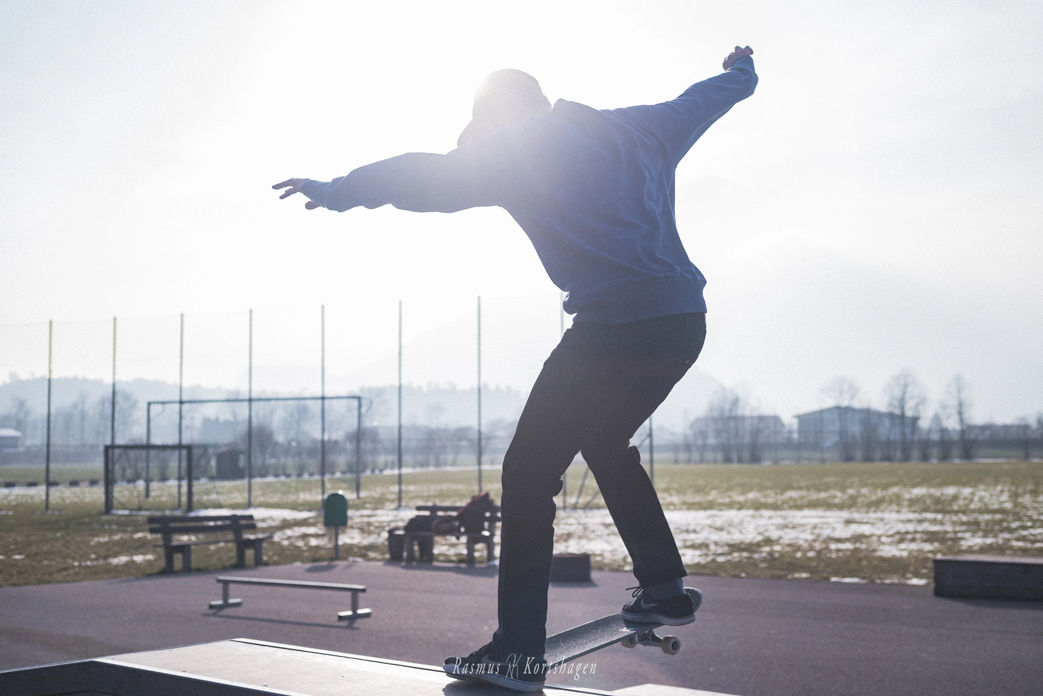 Nikon D750 + AF Zoom-Nikkor 35-70mm f/2.8 sample photo. The noseslide photography