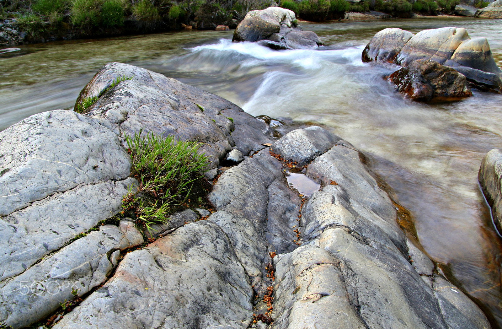 Canon TS-E 90mm F2.8 Tilt-Shift sample photo. Stone and water photography
