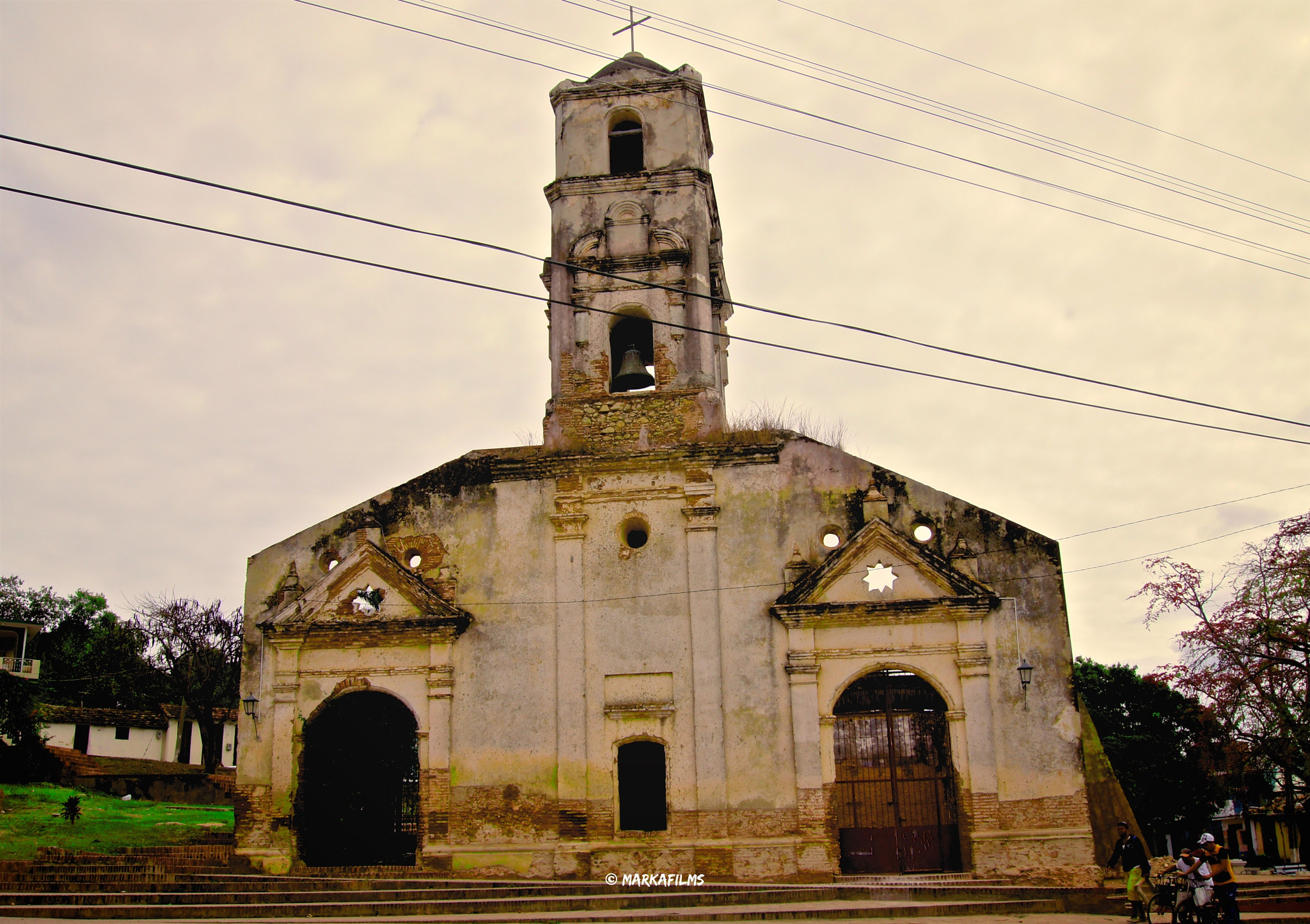 Sony DT 18-55mm F3.5-5.6 SAM II sample photo. Oldchurch.jpg photography