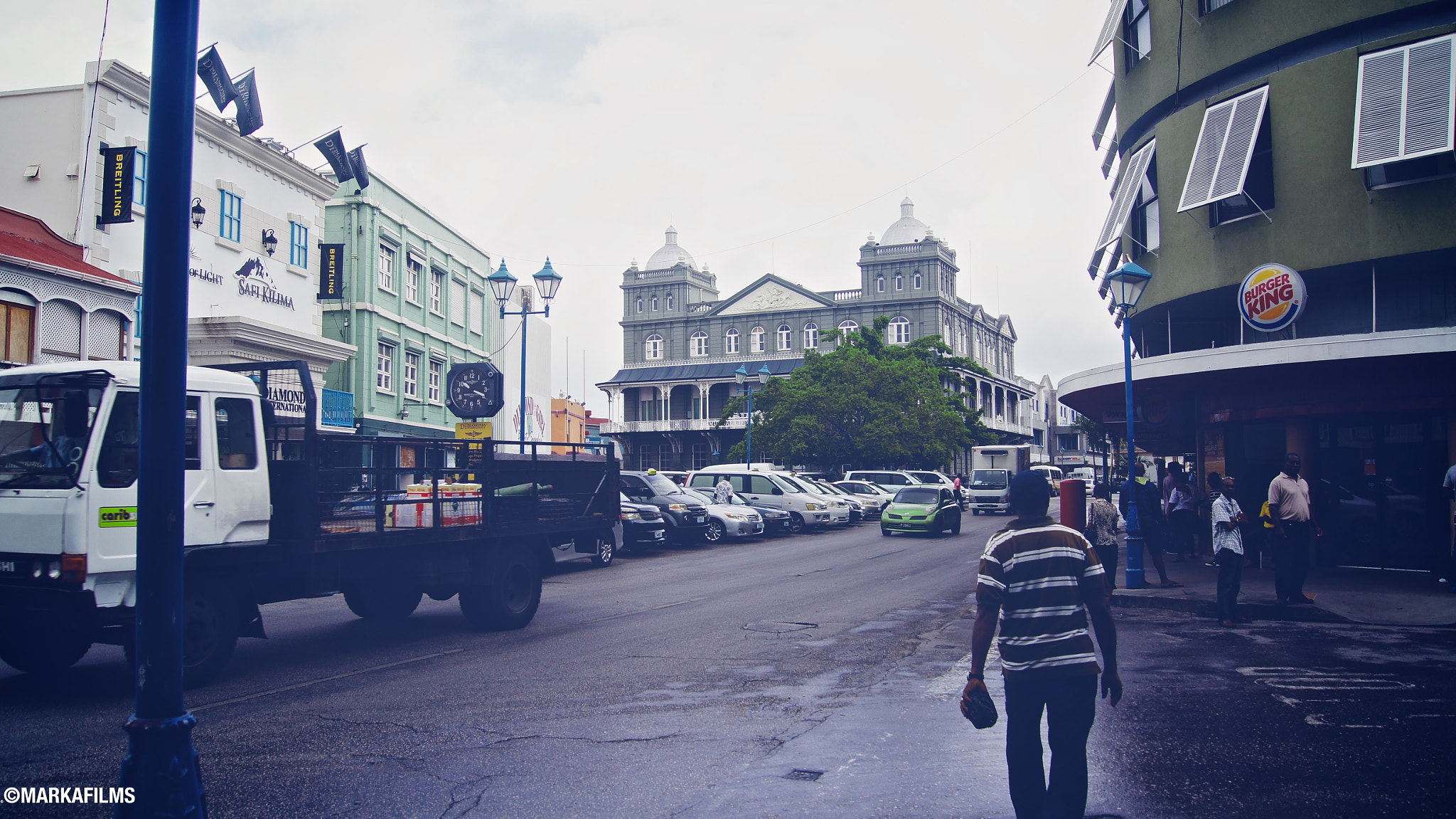 Sony DT 18-55mm F3.5-5.6 SAM II sample photo. We_are_not_in_nassau.jpg photography