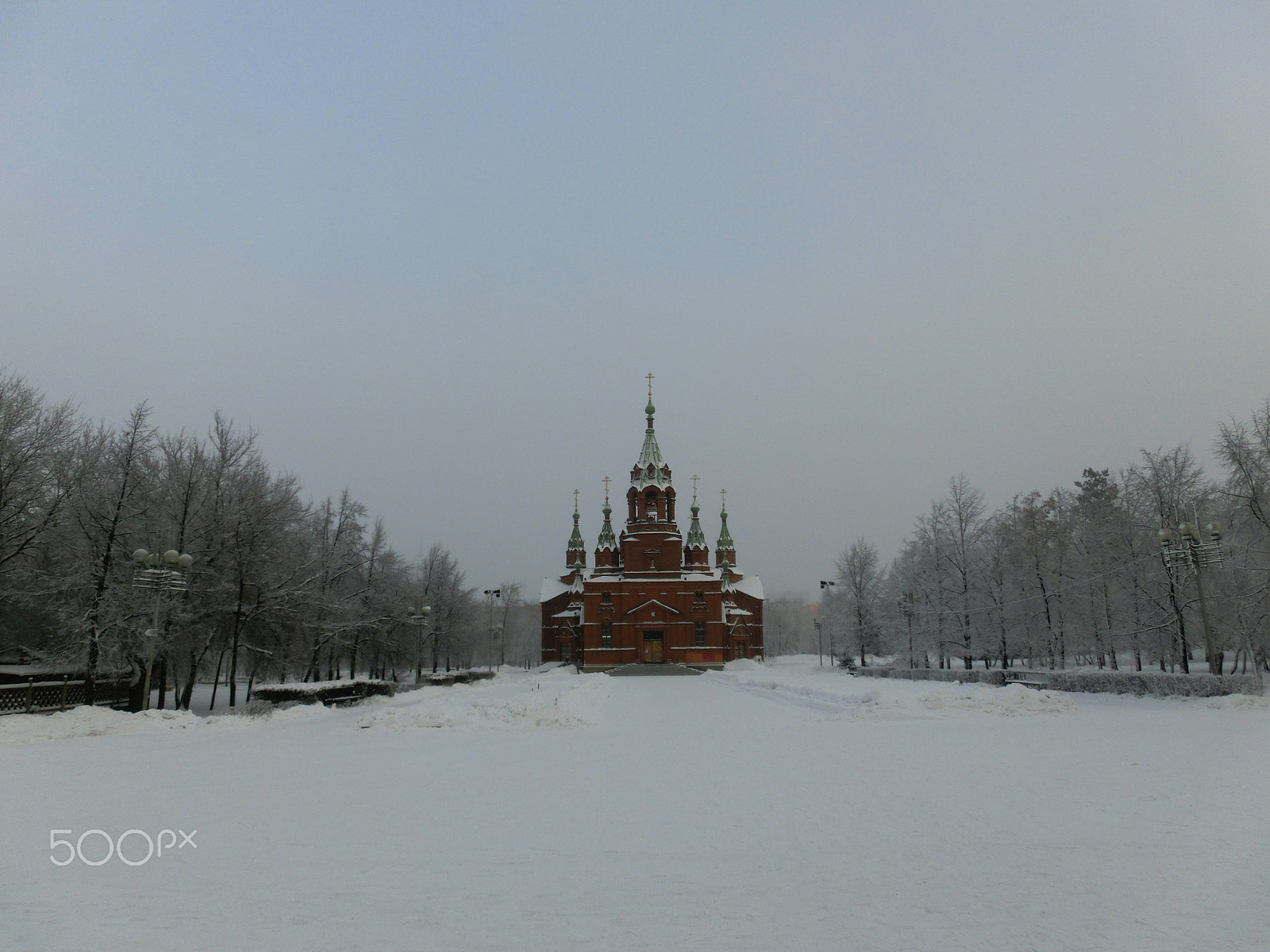 CASIO EX-ZR300 sample photo. Snow in the park. church photography