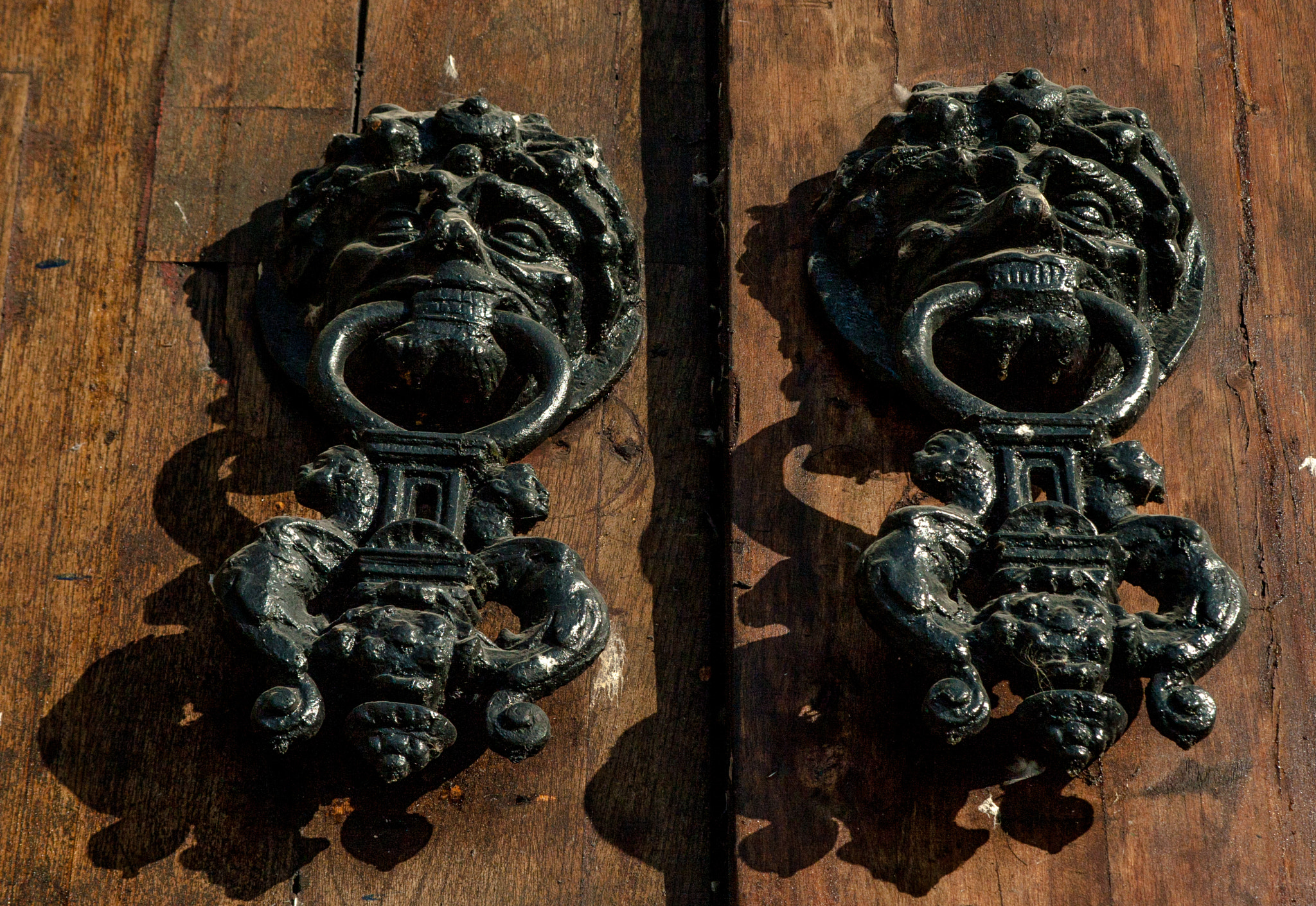 Canon EF 28-105mm f/3.5-4.5 USM sample photo. Cathedral door photography
