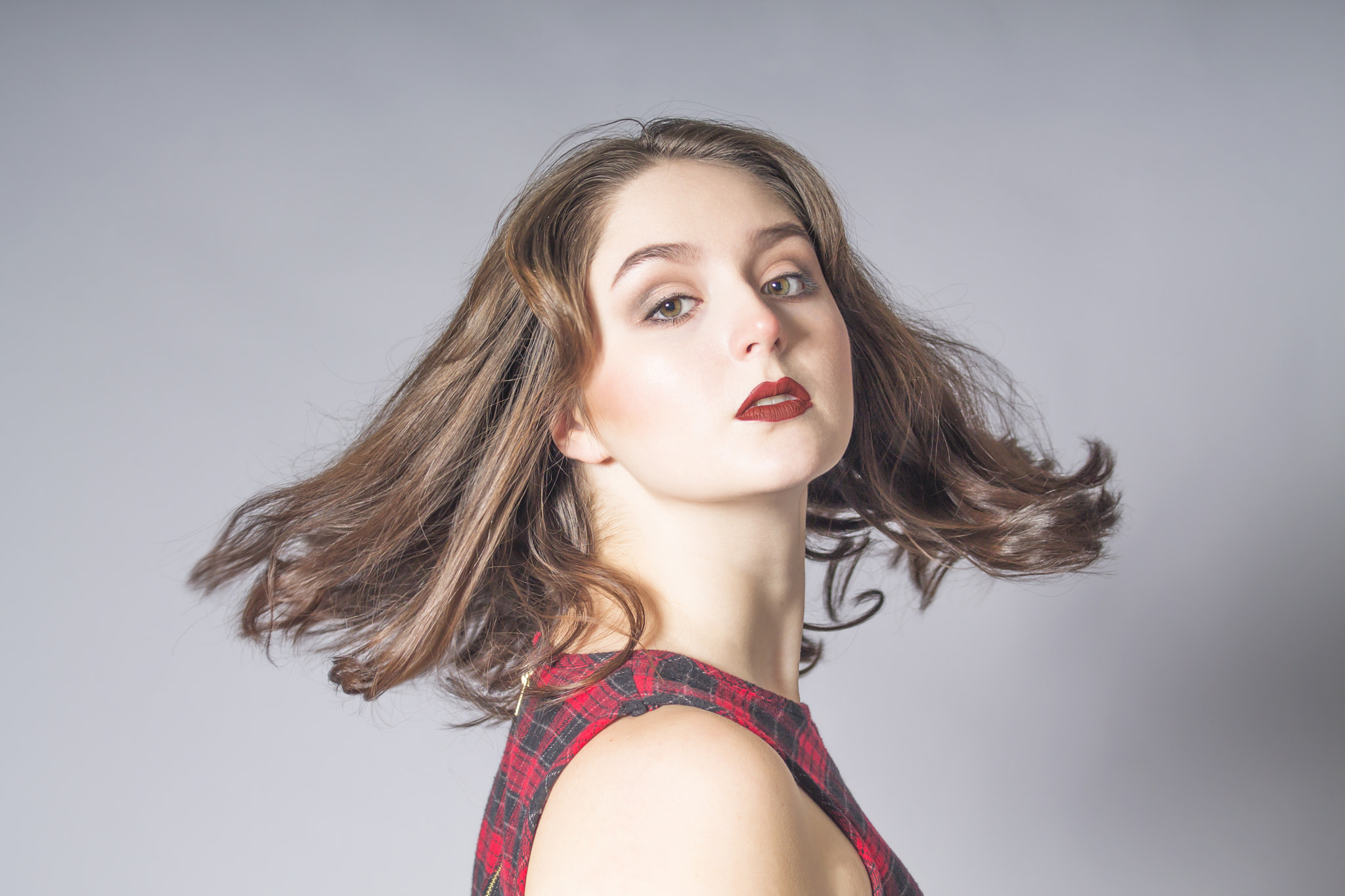 Canon EF 35-70mm f/3.5-4.5 sample photo. Gabrielle photography