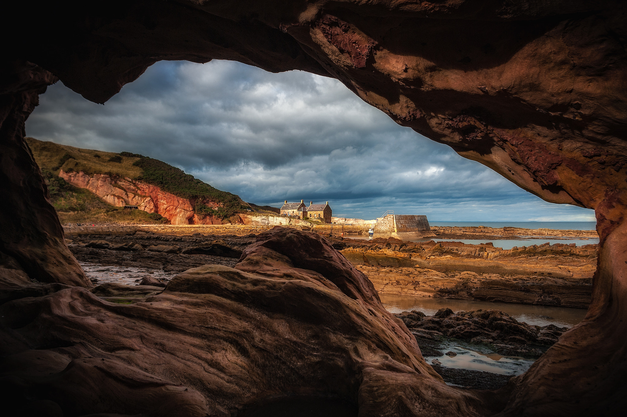 Sigma 17-35mm F2.8-4 EX DG  Aspherical HSM sample photo. Cove - redone photography