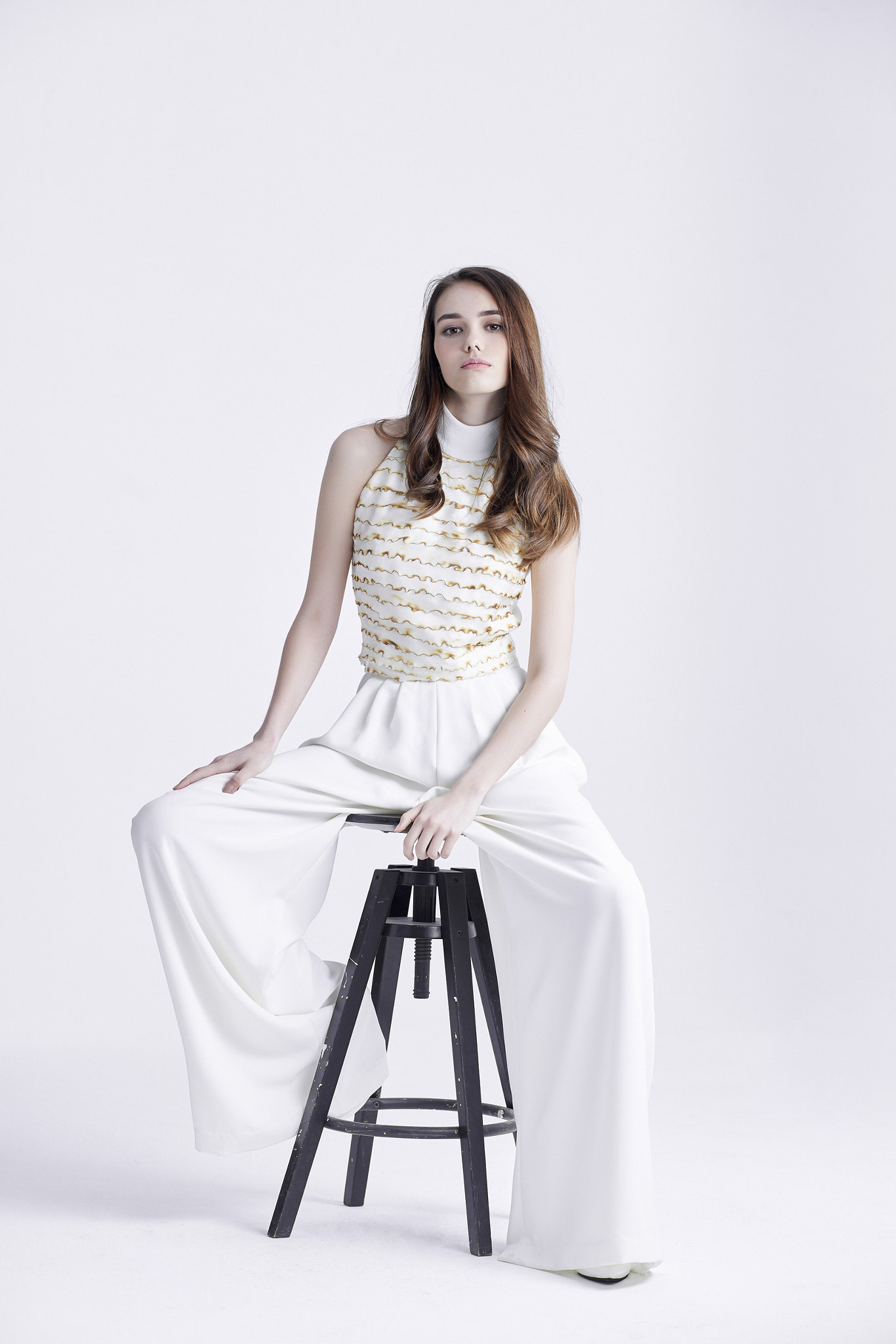 85mm F1.8 SSM sample photo.  photographer：cai hao fashion design：ember make up... photography
