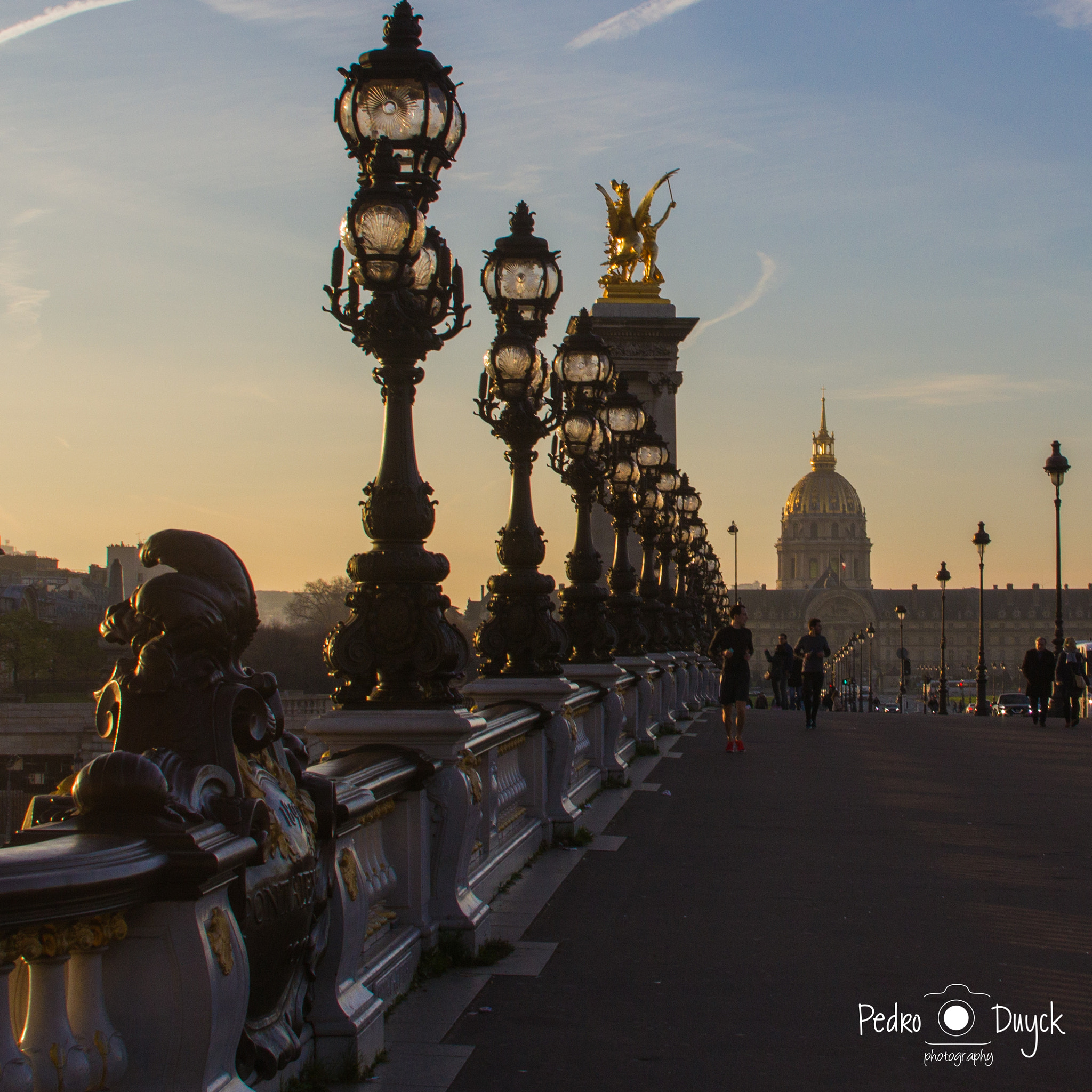 Canon EF 28-135mm F3.5-5.6 IS USM sample photo. Paris bridge photography