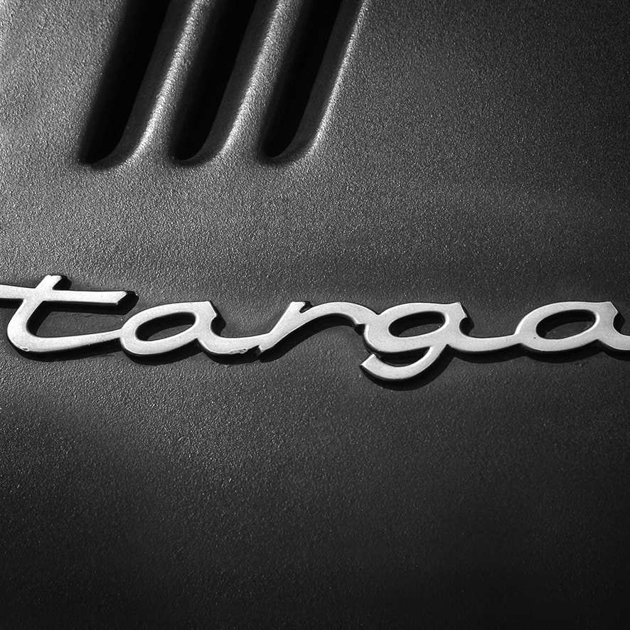 Sigma 28-200mm F3.5-5.6 Compact Aspherical Hyperzoom Macro sample photo. Targa photography