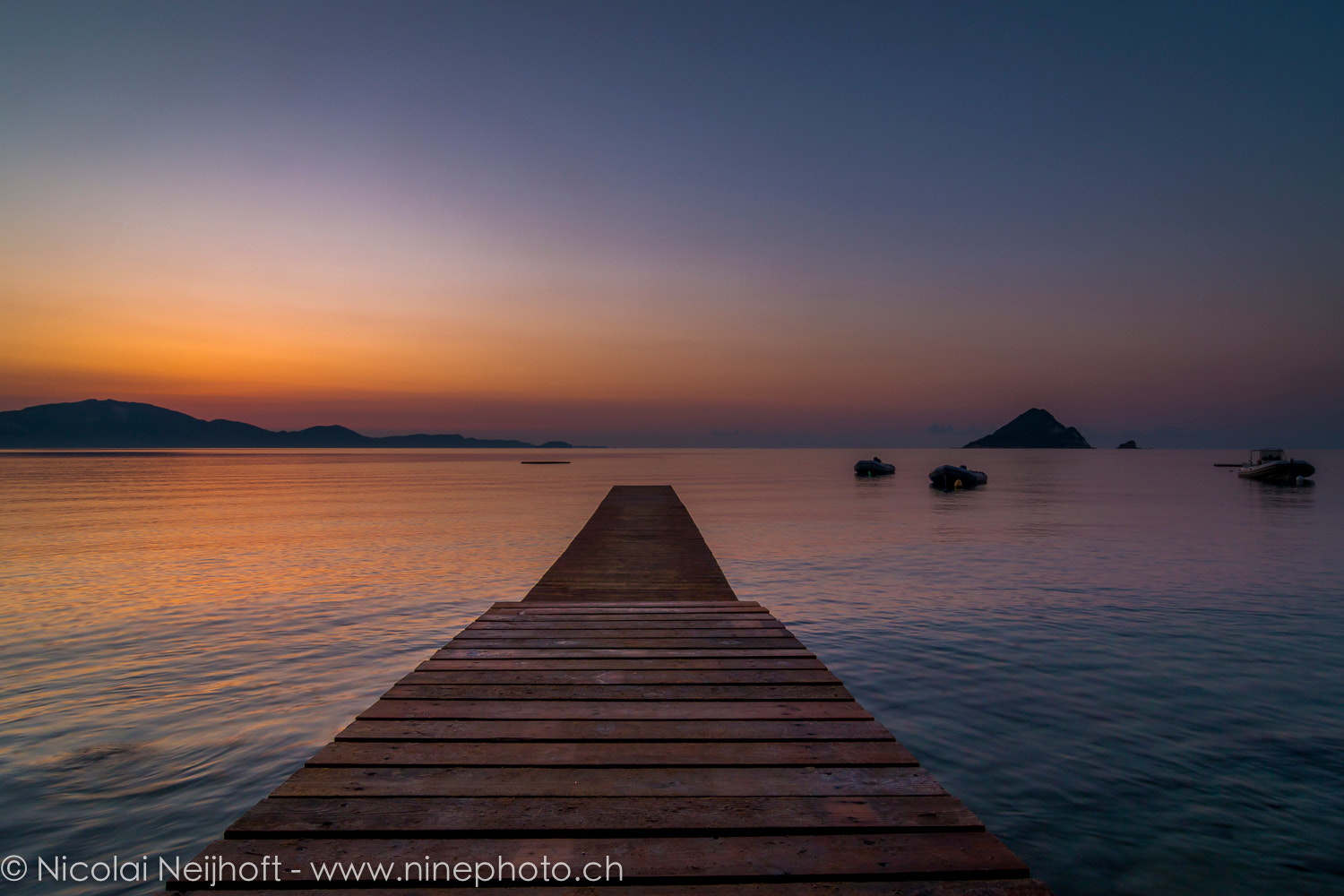 Tokina AT-X Pro 12-24mm F4 (IF) DX sample photo. Sunrise camping tartaruga photography