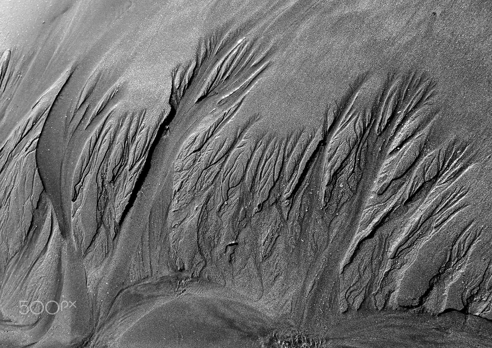 Canon EF 20-35mm F3.5-4.5 USM sample photo. Patterns in the sand. photography