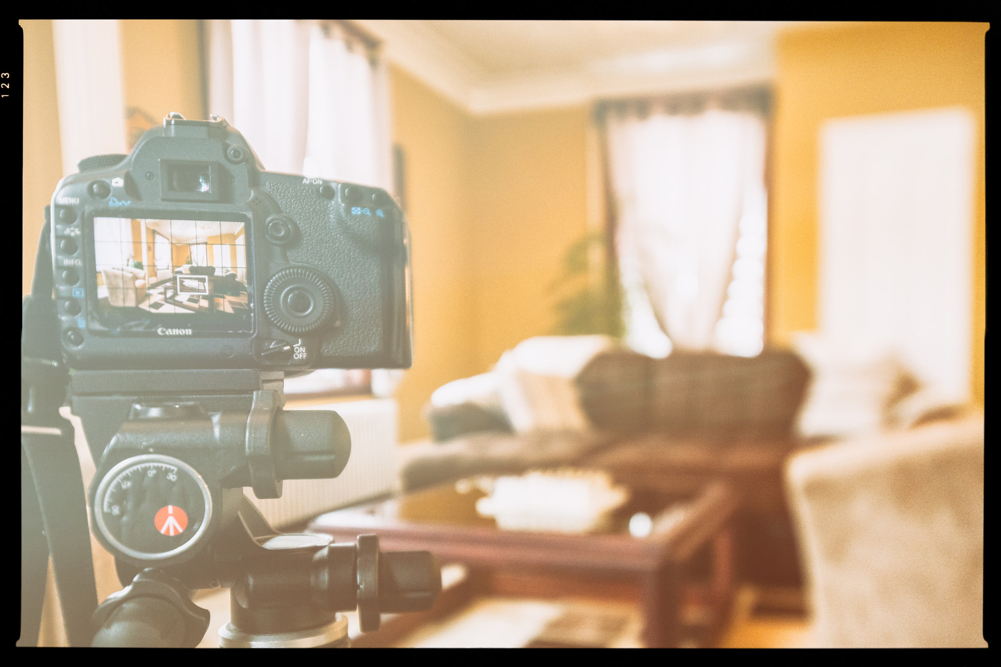 Canon TS-E 17mm F4L Tilt-Shift sample photo. 37/366: au boulot / at work photography