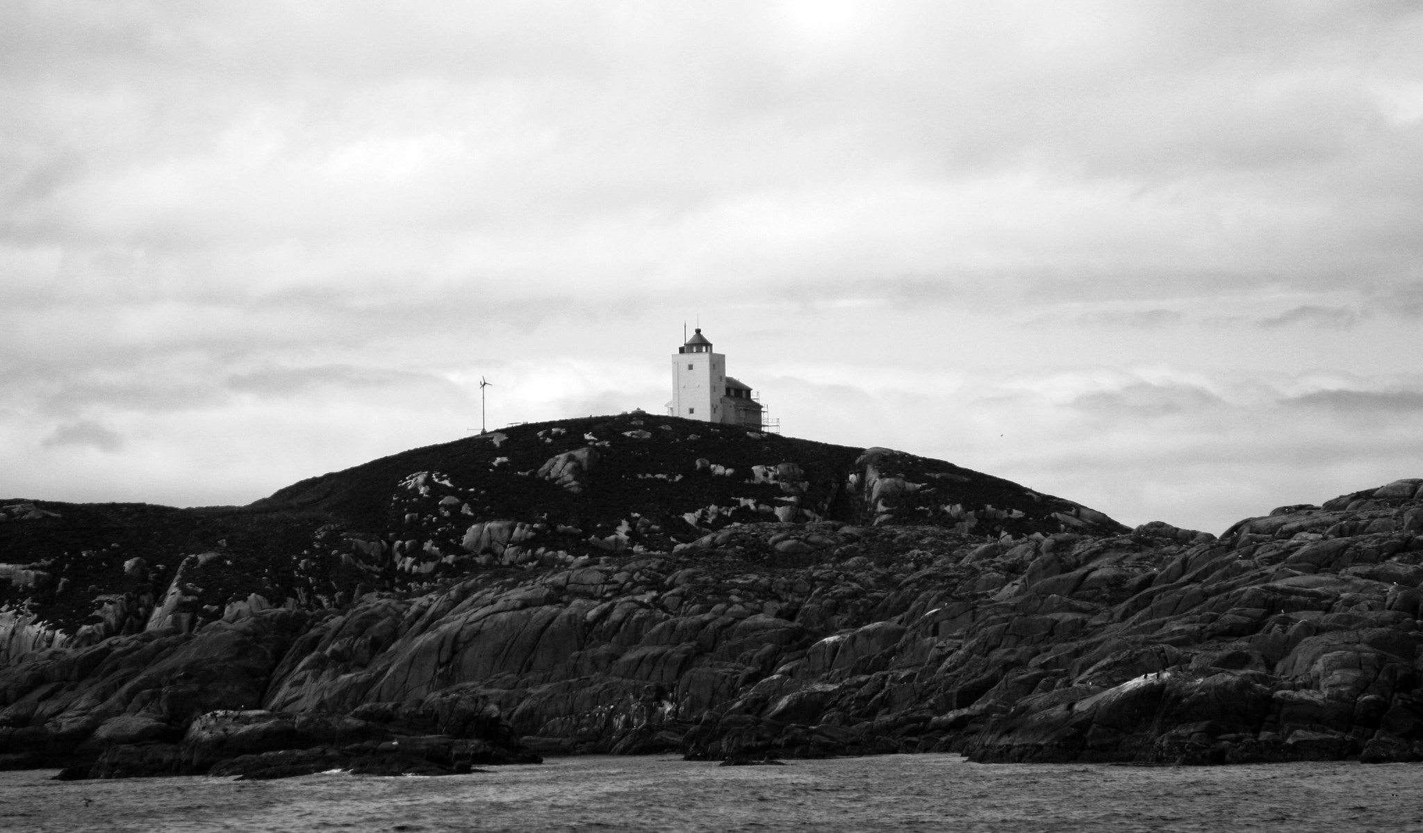 Canon EF 24-85mm F3.5-4.5 USM sample photo. Norway-lighthouse photography