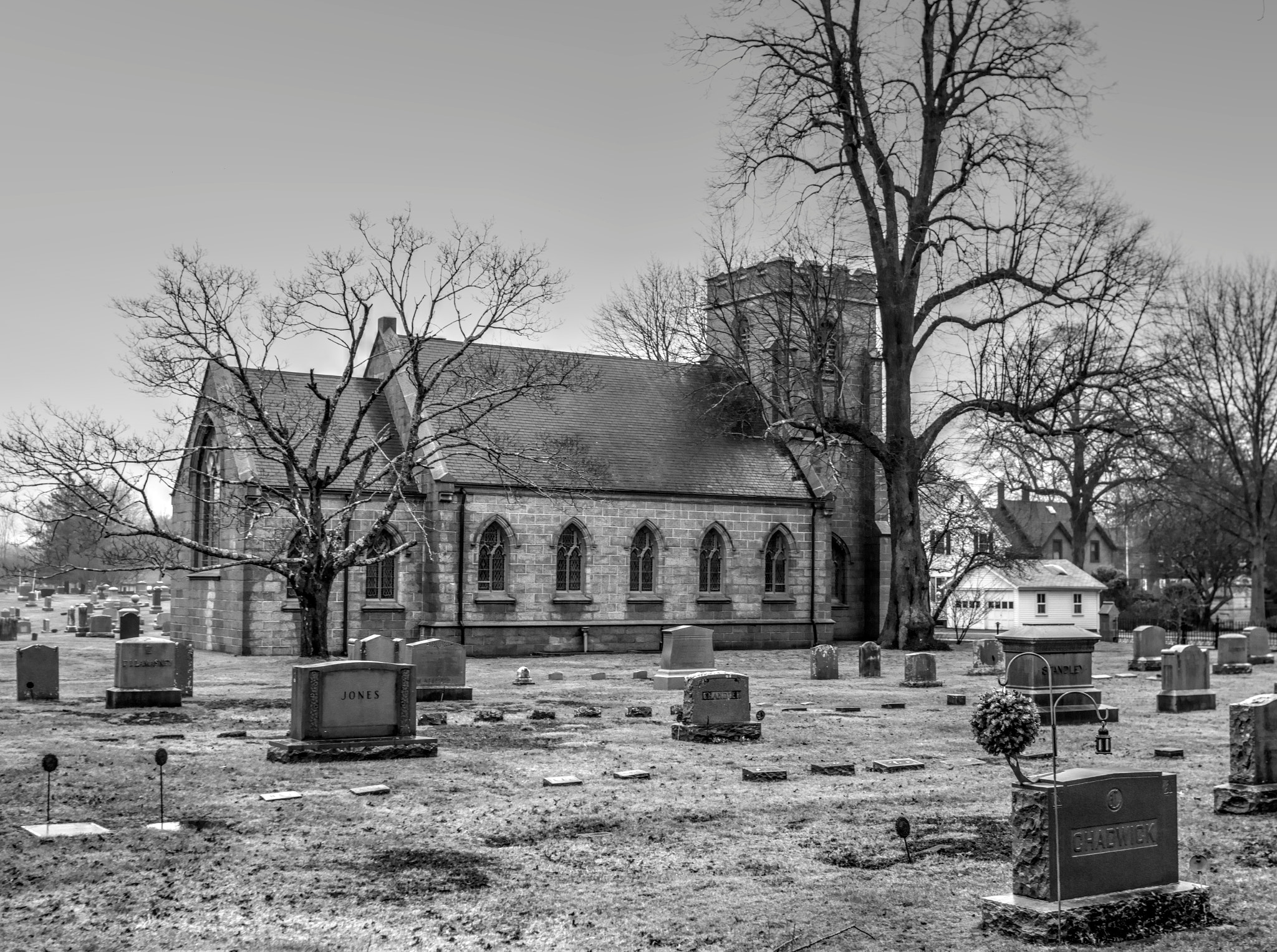 Canon EOS 750D (EOS Rebel T6i / EOS Kiss X8i) + Canon EF 24mm f/1.4L sample photo. Rosehill cemetary- est. 1857 photography