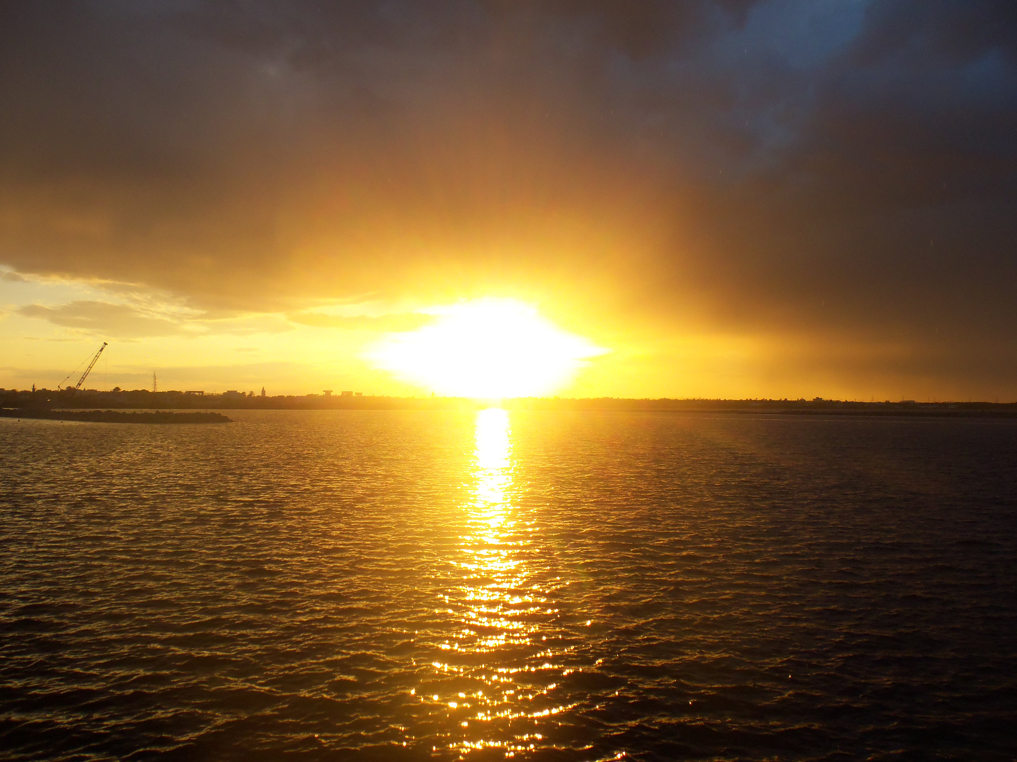 Kodak EASYSHARE M580 DIGITAL CAMERA sample photo. Beautiful ending of a day  photography