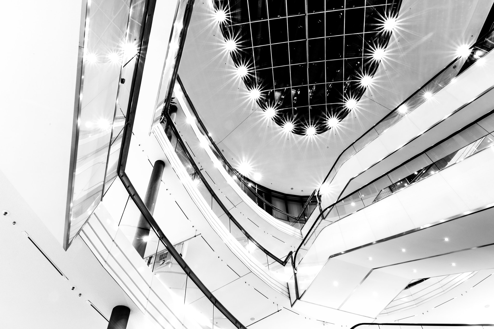 Sony a7R II + 24-105mm F4 sample photo. Lines photography
